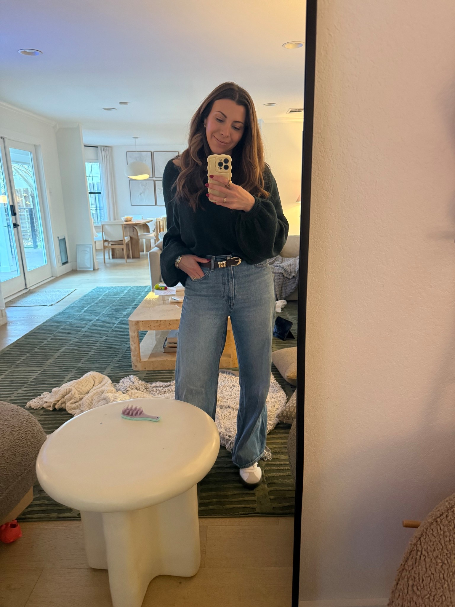 Santa ready! Obsessed with these jeans  

#LTKmomlife #LTKFindsUnder50 #LTKSeasonal