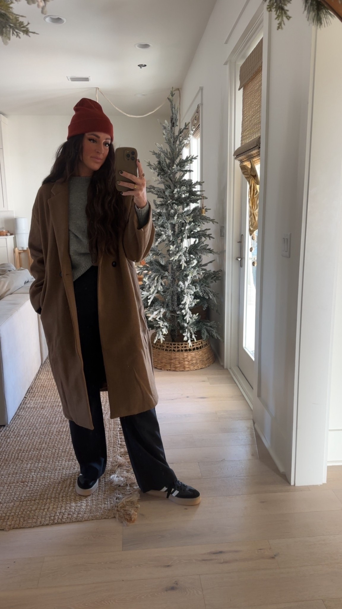 One of those outfits I never tire of🤎🩶🖤

#LTKmomlife #LTKootd #LTKBeauty