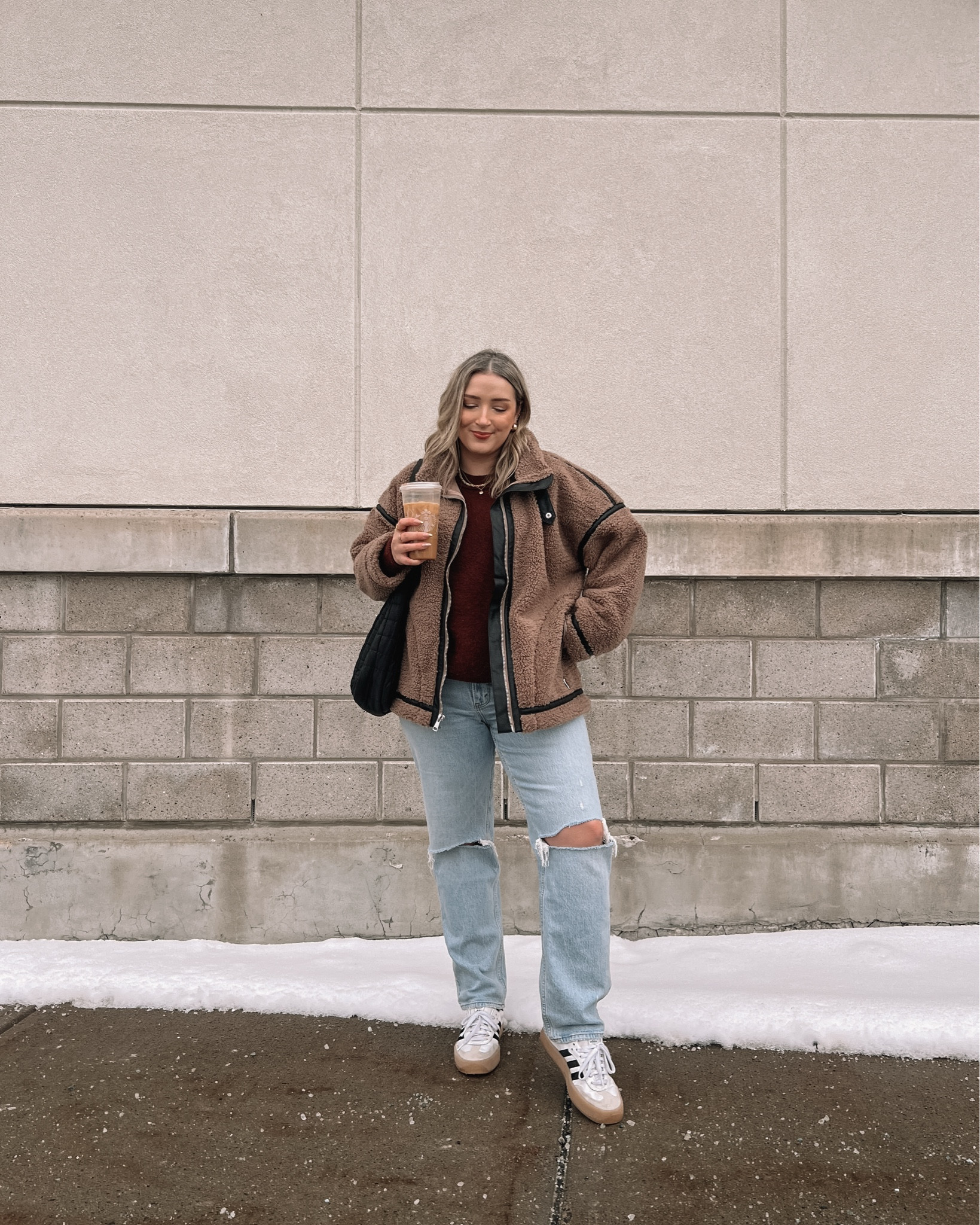 Casual winter outfit - my sherpa jacket is on major sale! Wearing my usual size L and it’s perfectly oversized. My straight leg jeans are also 20% off, wearing my usual size 32. My adidas Sambae are super comfy but run a bit big - I’m usually a 9.5-10 and wearing a 9


#LTKsale #LTKmidsize #LTKwinter