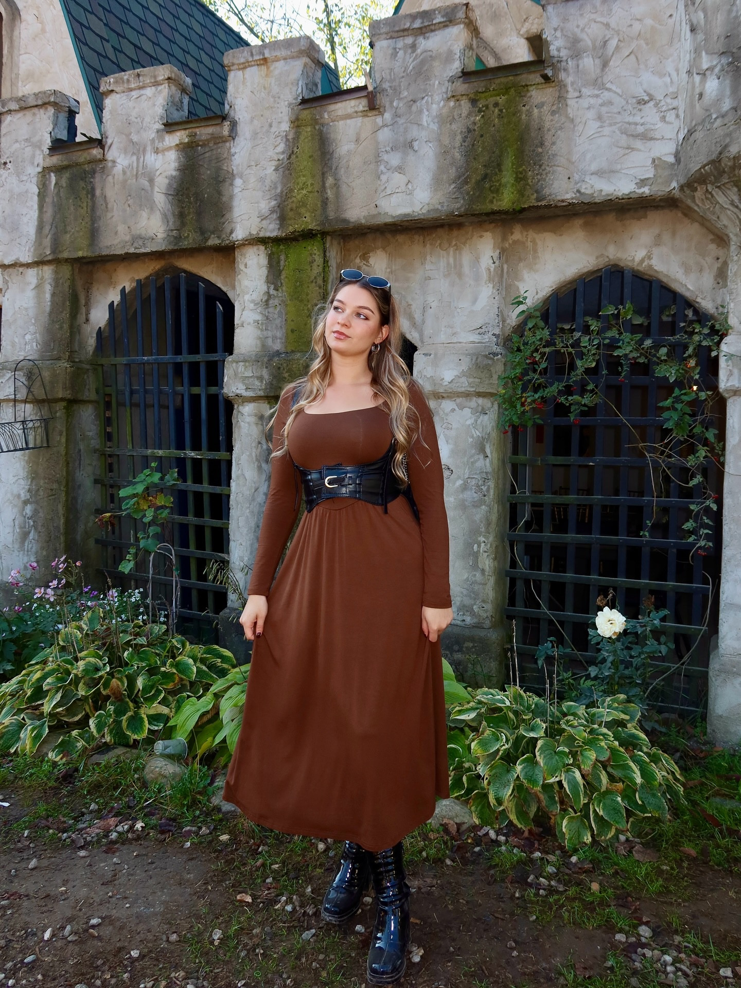 Did I dress for the Ren Faire or did the Ren Faire dress for me 🐎⚔️🏰 

Outfit details on my LTK | Melinaxzay

#ltk #rennfaire #rennfairefashion #browndress