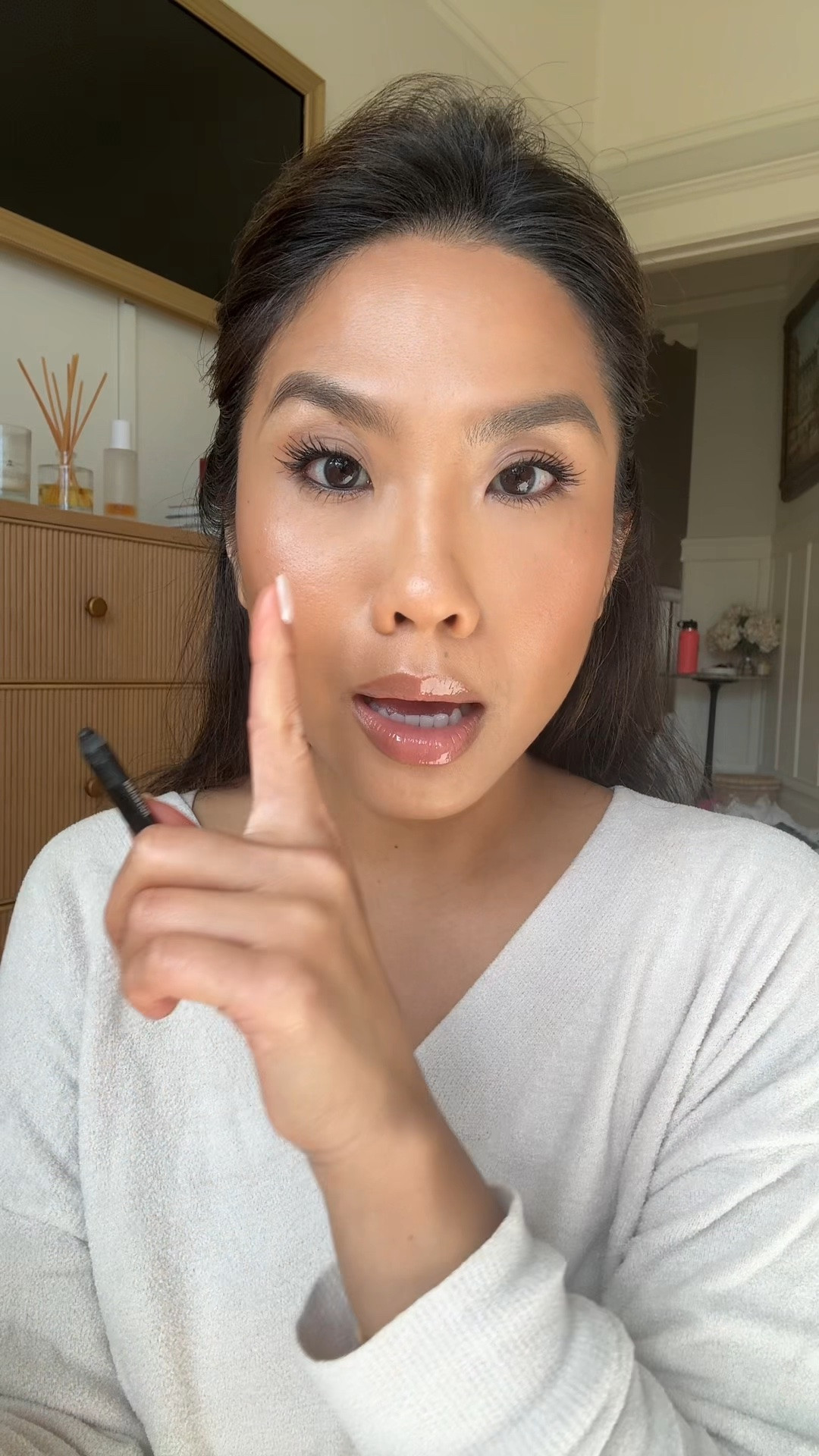 What I use to tightline my water line! Using the urban decay in this video in perversion but I also linked my favorite drugstore pencil liner from Revlon for a more affordable option

Also tried a new tubing mascara from Merit - I liked it!!

#LTKBeauty