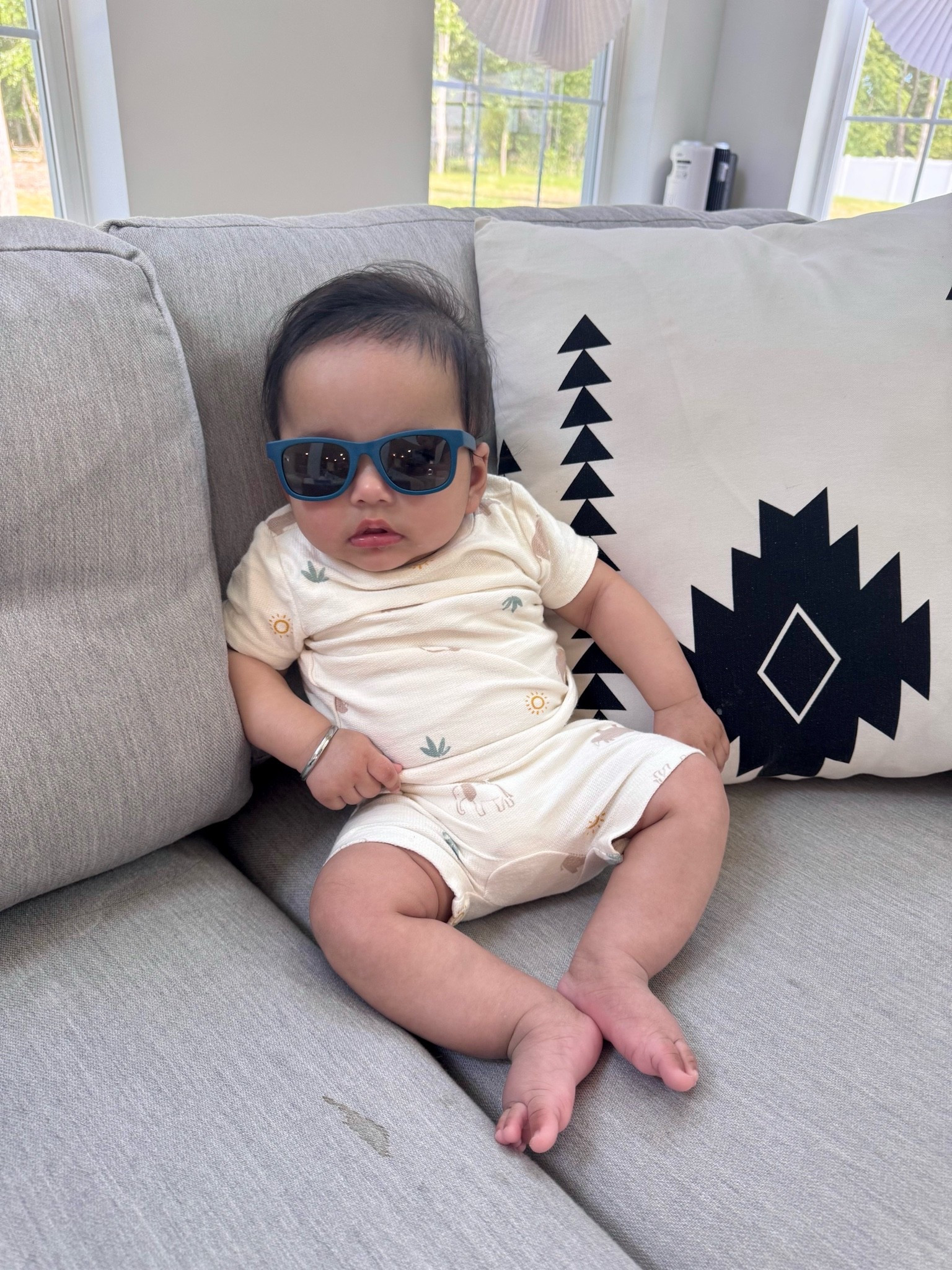 Baby boy is ready for summer 💙🕶️#babyboy #babyfashion #babystyle #targetbaby 

target baby
affordable baby style
baby vacation wear
baby outfit
baby fashion
baby two piece set
baby boy vacation outfits
summer outfits

#LTKKids #LTKBaby #LTKxMadewell