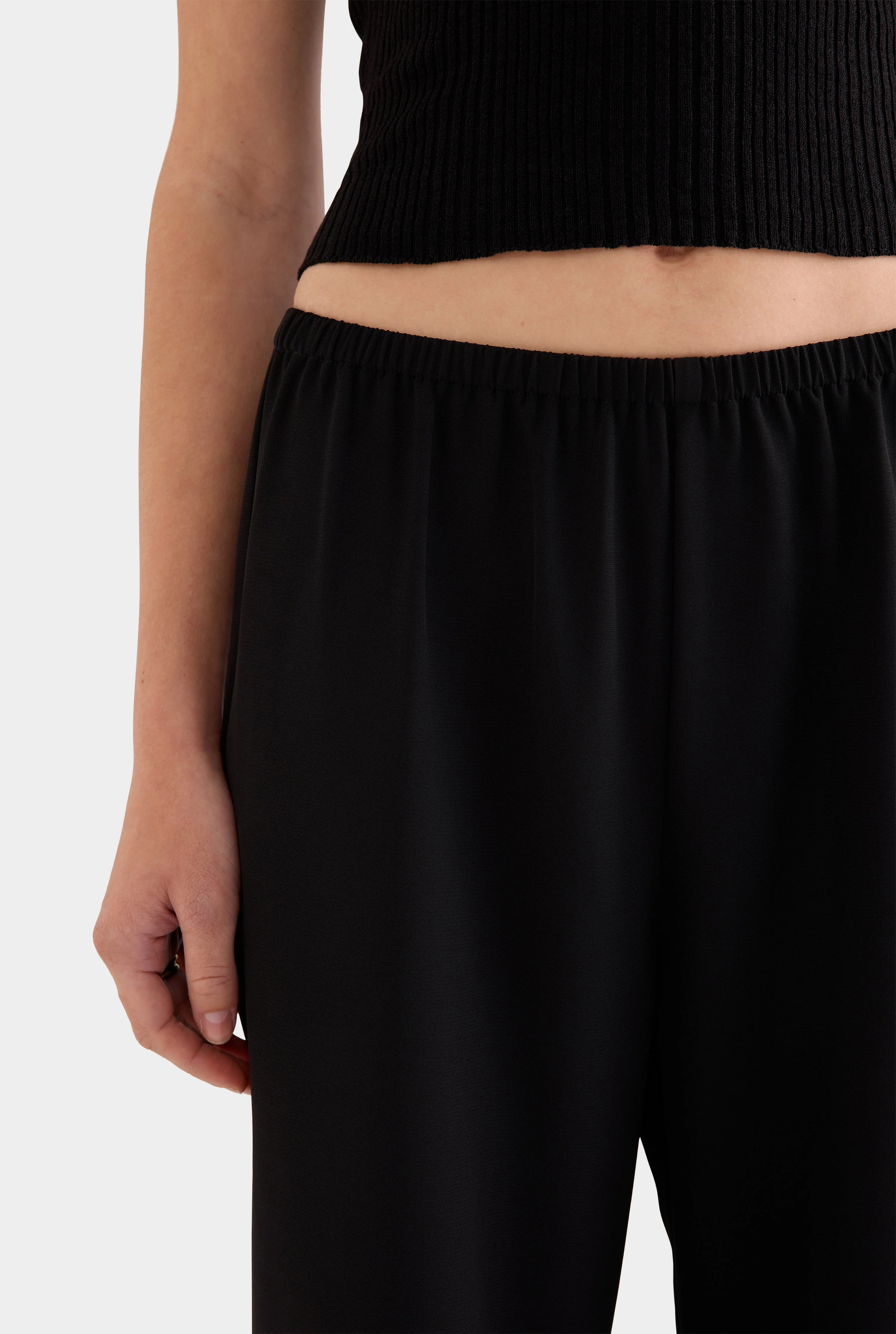Womens Crepe Elastic Waist Pant in Black | Venroy | Venroy AU