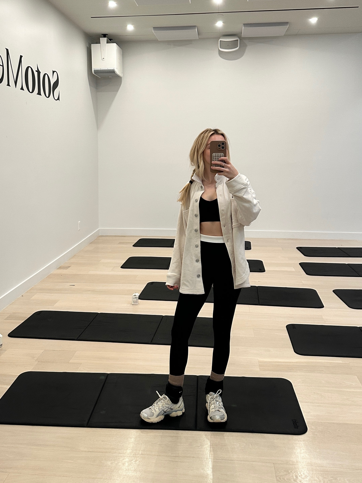 Soto x athleta! Love this set! Wearing all XS. Super comfortable and flattering (had a huge dinner last night so the shacket was staying on) 

#LTKActive #LTKFindsUnder100 #LTKFindsUnder50