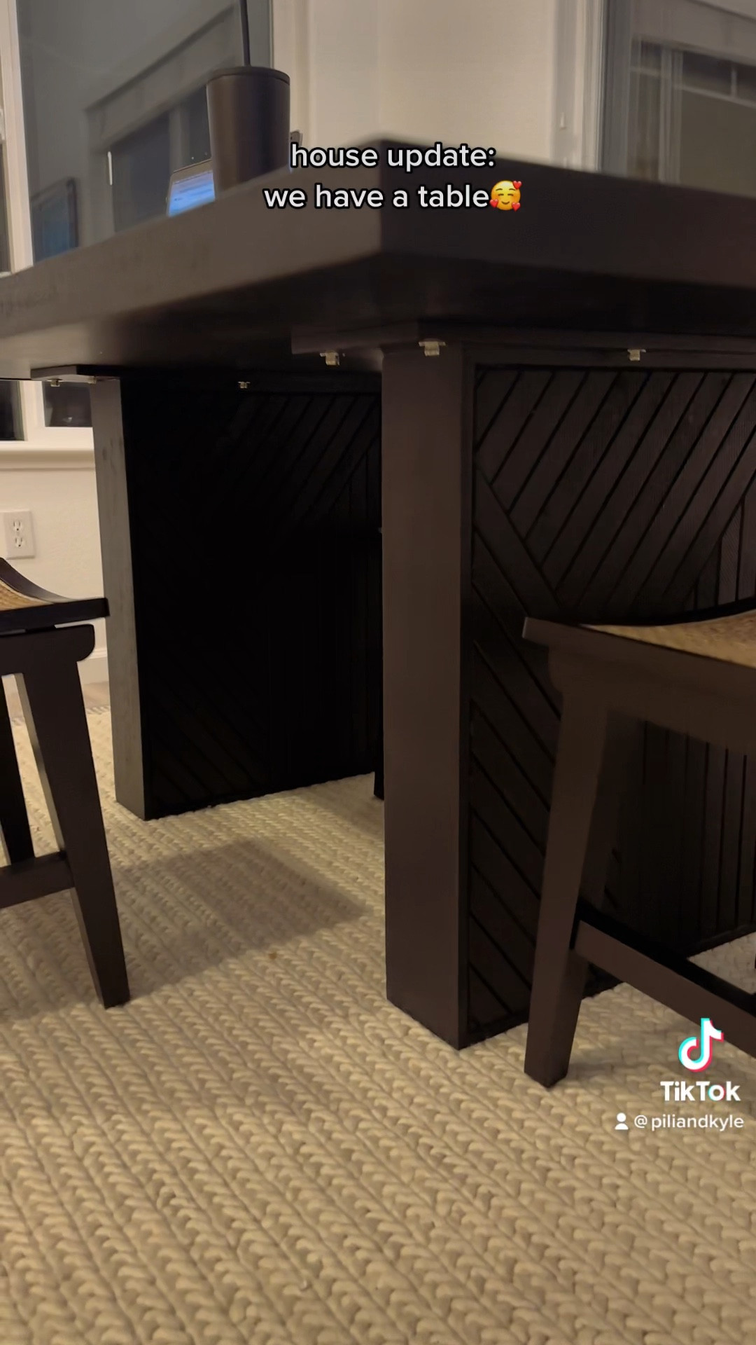 we finally got our table🫶 

#LTKstyletip #LTKfamily #LTKhome