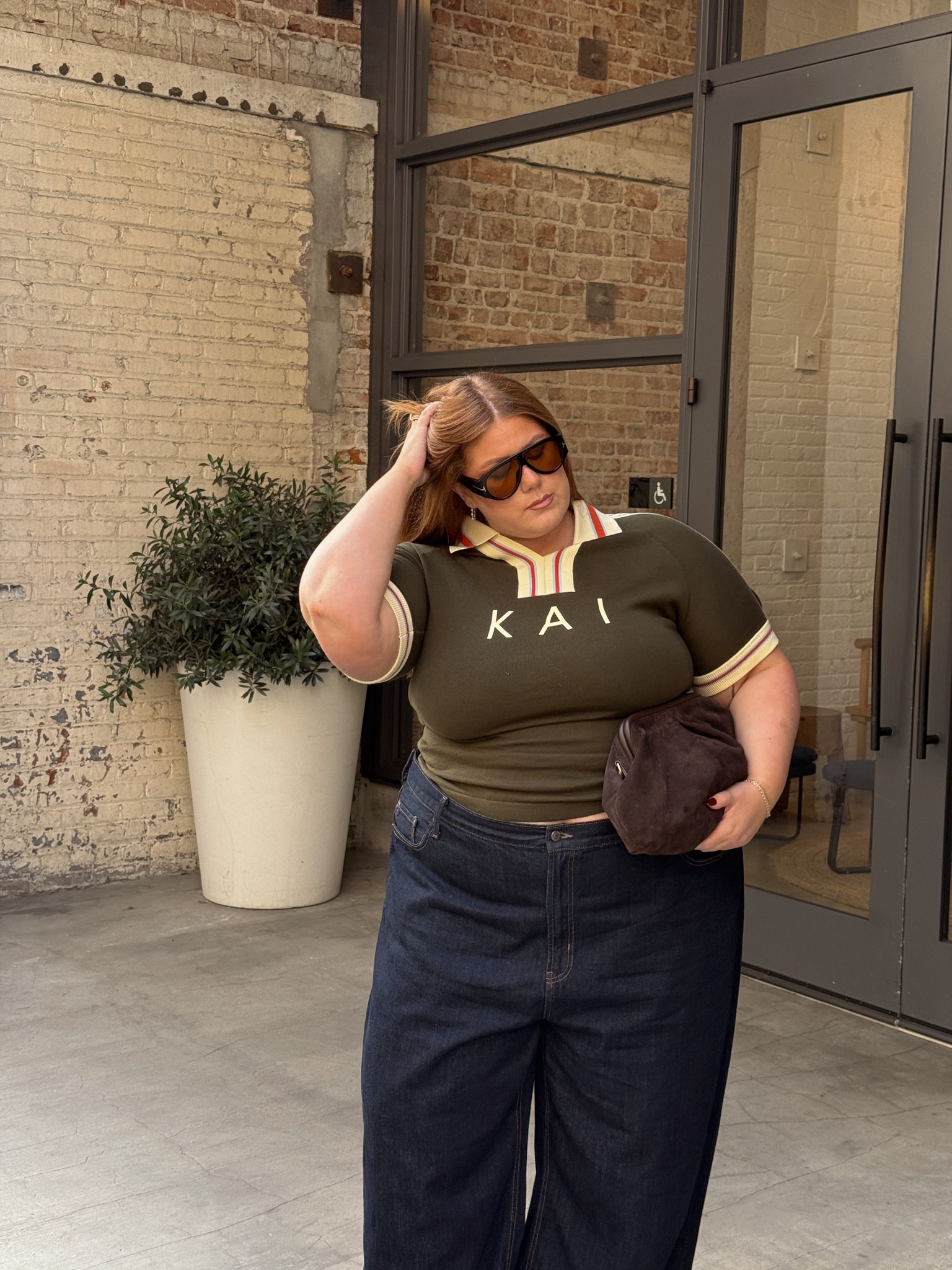 Plus size casual fall outfit for LA!! Top is Kai collective (not link able)

Dark wash baggy jeans are a 28 but a little big! Should have done the 26. I wanted to be able to wear them a little low rise

#LTKcurves #LTKjeans #LTKplussize