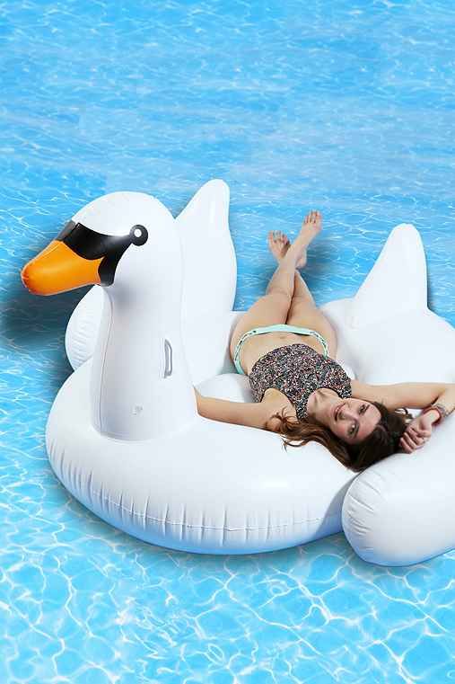Swan Pool Float | Urban Outfitters US