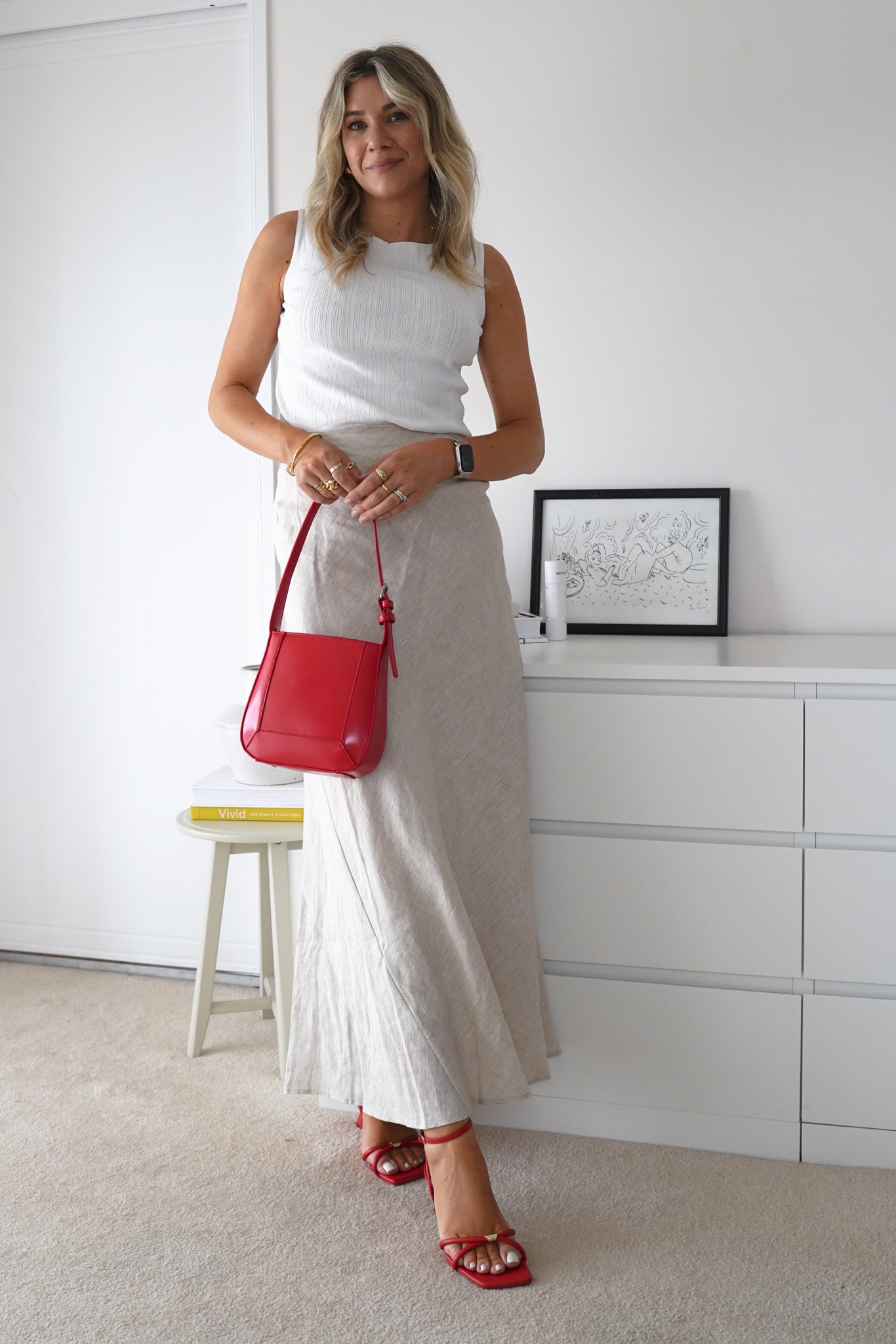 Red accessories are the moment this season


#LTKparties #LTKaustralia #LTKshoecrush