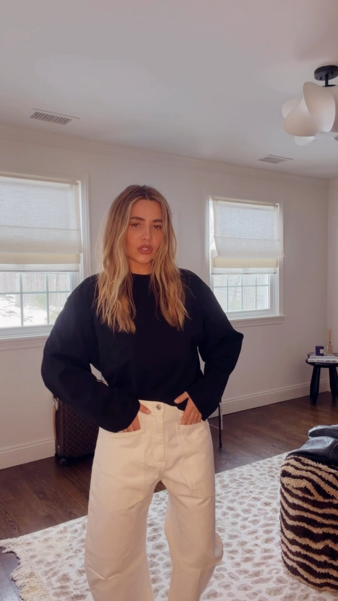 Saturday 🤍

Pants size 2 
Tee Xs 
Shoes size up 1/2 size 

Plus Found a few good sandal looks for less of some sandals I love! 