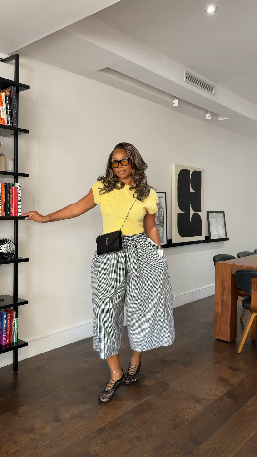 Love alittle yellow look! Here’s five for spring 🌼🐣🍋 5’9 200 lbs size 12 
XL mini yellow dresss
Medium yellow in the strapless stripes 
Medium tops and XL bottoms 
XLarge cardigan and large blazer! 
Linked similar khaki jeans 