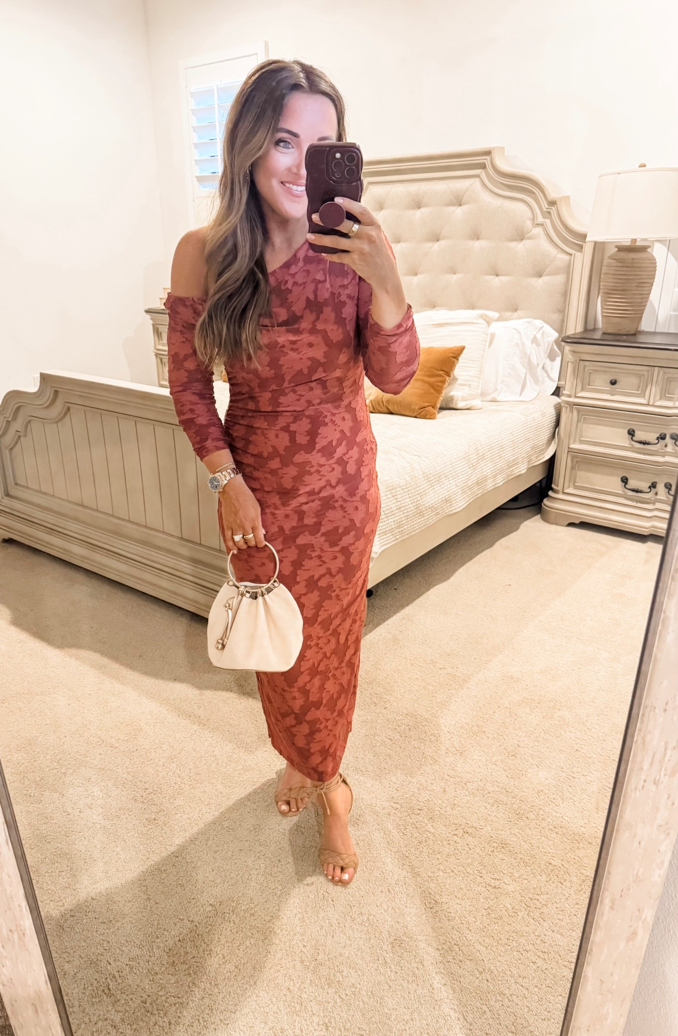 Dress - M (tts) 
5’2” 145 lbs 
—
Amazon dress | Thanksgiving dress | Bodycon dress | Floral print dress | Appliqué dress | Rust color dress | Off the shoulder | Date night dress 