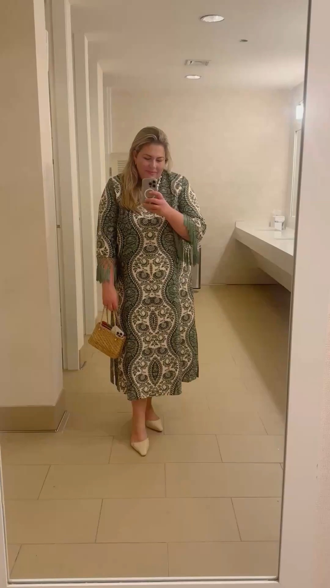 Tuckernuck dresses I love, available in an xxxl! Spoil yourself for Mother's Day or just because!! 

#LTKTall #LTKMothersDay #LTKPlusSize