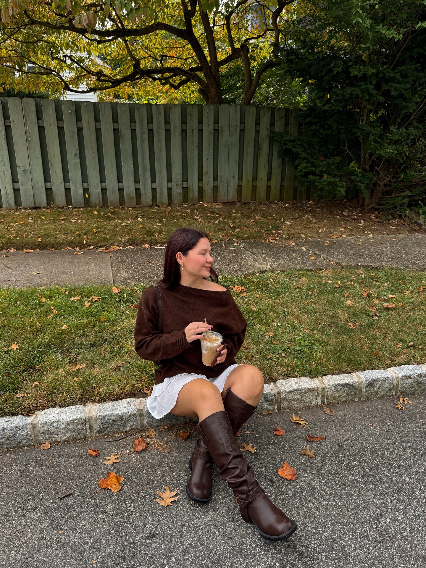 hello October ☕️🧸🤎🍂 my full fit is from @shopcider <3