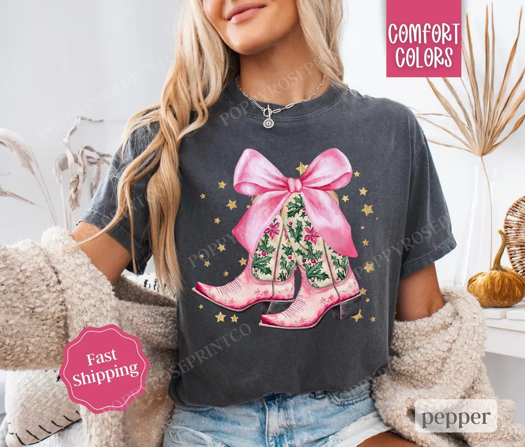 Country Christmas Shirt Comfort Colors Holiday Tshirt, Western Women's Holiday Tee, Xmas Cowgirl ... | Etsy (US)