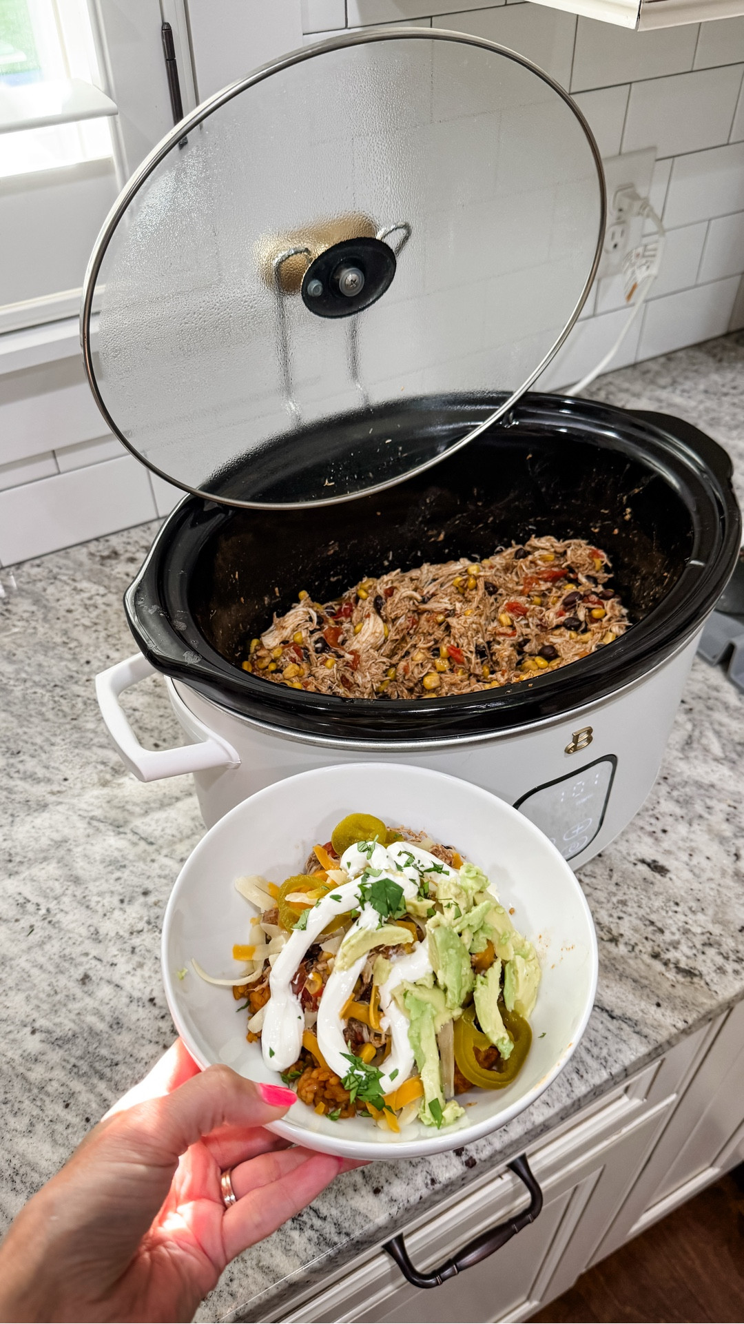 This Crockpot Burrito Bowl is a super easy crockpot meal that’s perfect for busy weeknights!

Just dump it in, let it cook, and dinner is DONE — no stress, no mess! I served mine over microwave rice to keep it extra simple, and my whole family gave it a thumbs up!

Save this recipe and follow for more easy dinners! 🍽️🌮🧡

Ingredients:
•1 lb chicken breasts
•1 packet taco seasoning
•1 can black beans (drained & rinsed)
•1 can corn (drained)
•1 can Rotel (diced tomatoes & green chiles)
•2 cups chicken broth
•1 cup shredded cheese (optional)
•Microwave rice for serving
•Toppings: sour cream, avocado, salsa, lettuce, jalapeños, etc.

Instructions:
1.Spray your crockpot with nonstick spray
2.Add chicken to the bottom and sprinkle with taco seasoning
3.Add black beans, corn, and Rotel (undrained)
4.Pour in chicken broth
5.Cover and cook on LOW 4–6 hours or HIGH 2–3 hours
6.Shred chicken and stir everything together
7.Top with cheese, let melt, then serve over microwave rice
8.Add your favorite toppings and enjoy!

Dinner doesn’t get much easier than this!

#supereasycrockpotmeal #crockpotburritobowl #dumpandgo #easyfamilydinner 