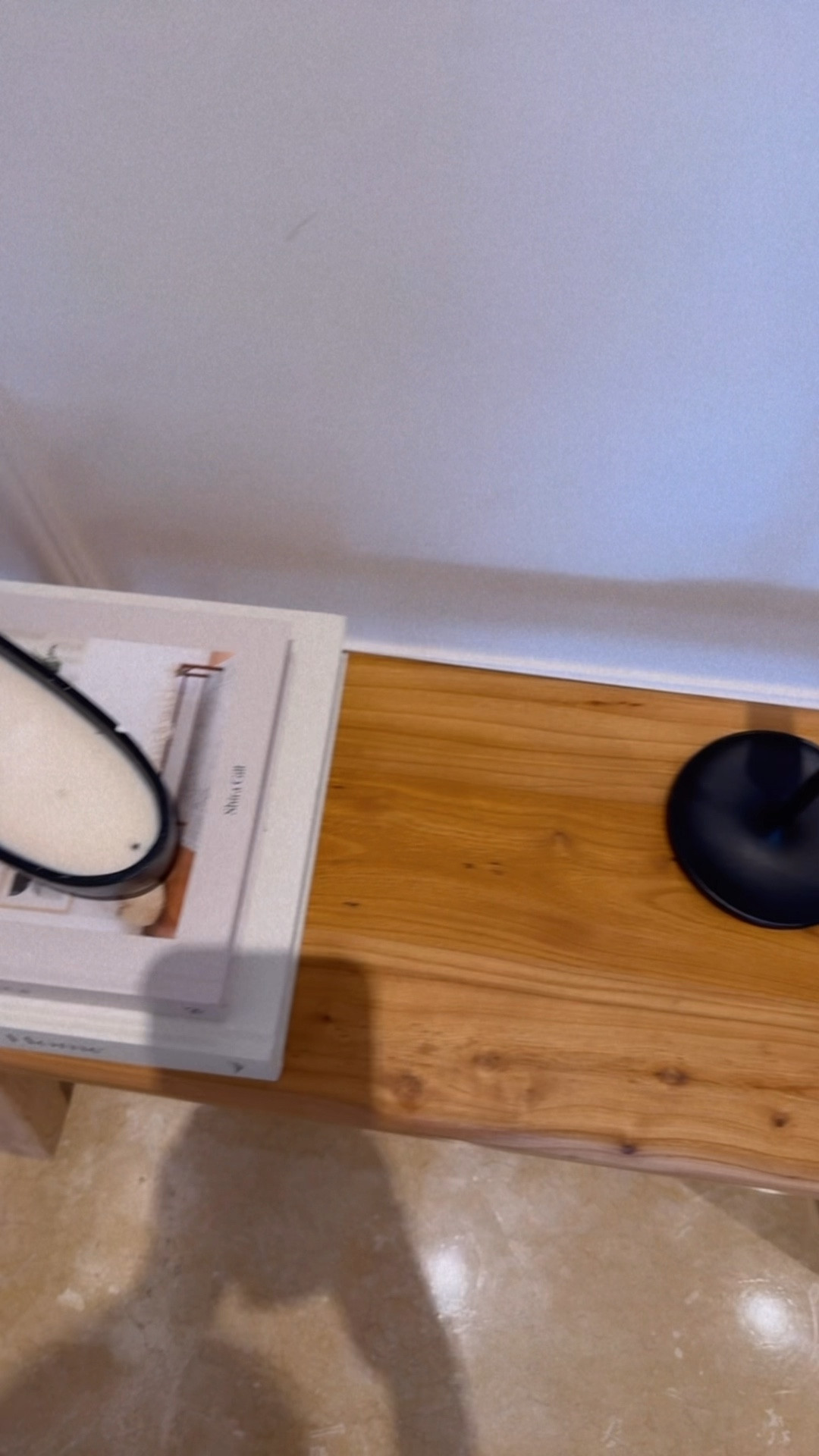 Mesa hermosa para decorar espacios 😍

#LTKActive #LTKSeasonal #LTKHome