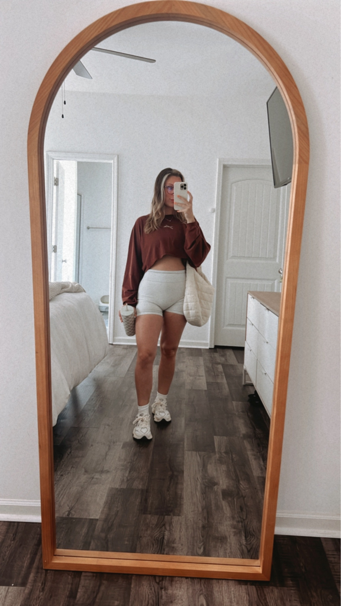 obsessed with my new mirror 😍😍 #mirror #archmirror #targetfinds 