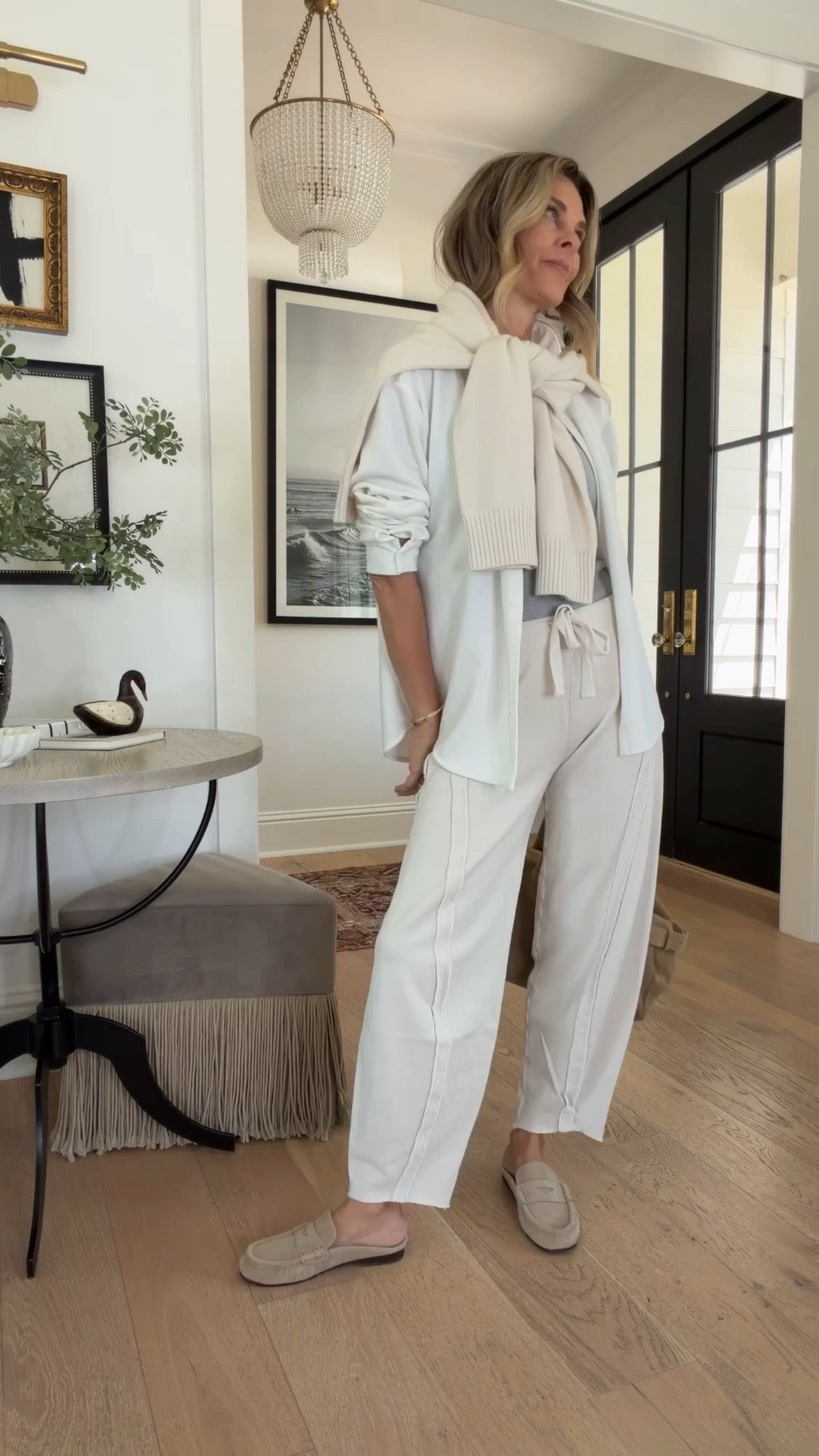 I’m 5’6”
-Barrel sweatpants I’ve linked options for you
-scoop top sz S 
-Oversized AirEssential button-up XS
-Quince Cashmere (I like oversized S,it’s TTS though) 
-slip on suede loafers 
-Suede bag
@Frank & Eileen

#LTKootd #LTKOver40
