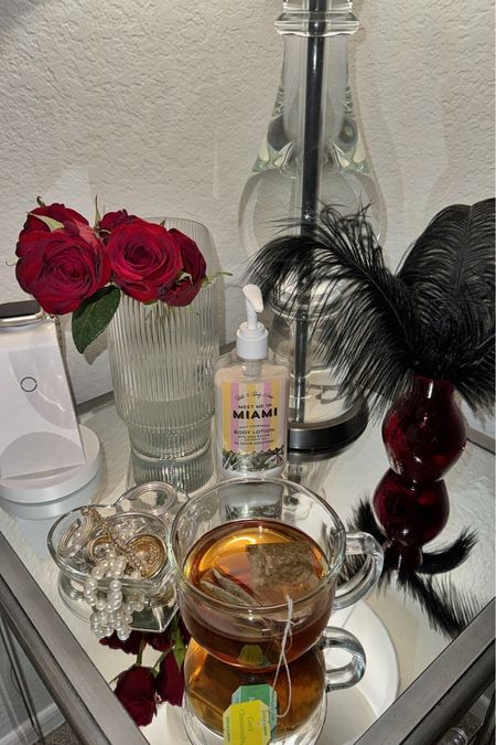 Nightstand decor ✨🥀🪞
Home decor
Apartment decor
Vintage glass ruby bud vase linked similar from Etsy 

#LTKhome #LTKfindsunder100 #LTKfindsunder50