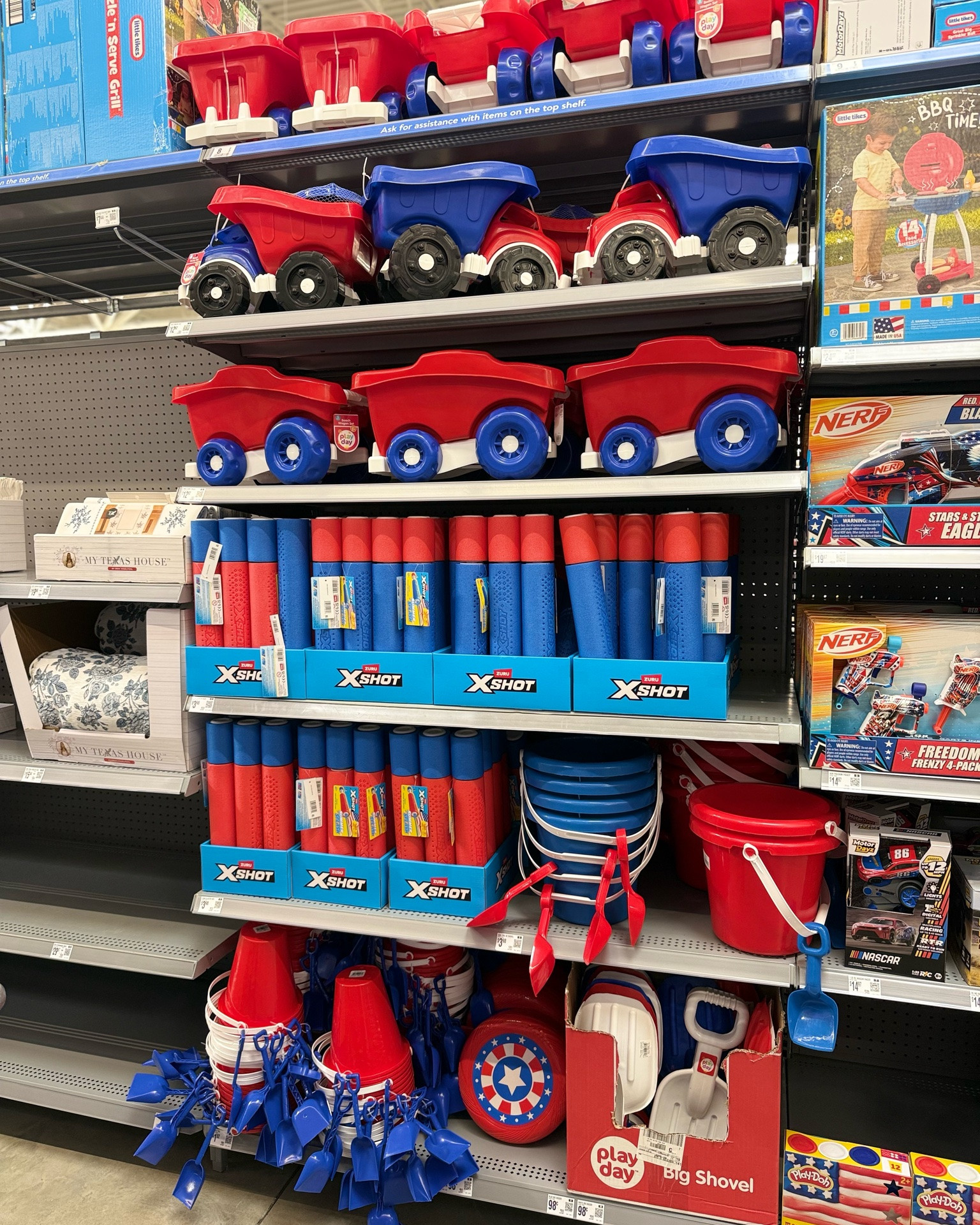 Who’s going to beach 4th of July with kids 👀 tons of patriotic toys and beach finds for kids are dropping at Walmart 😍💙🇺🇸
-
#walmart #walmartmom #4thofjuly #beachtoys #fourthofjuly