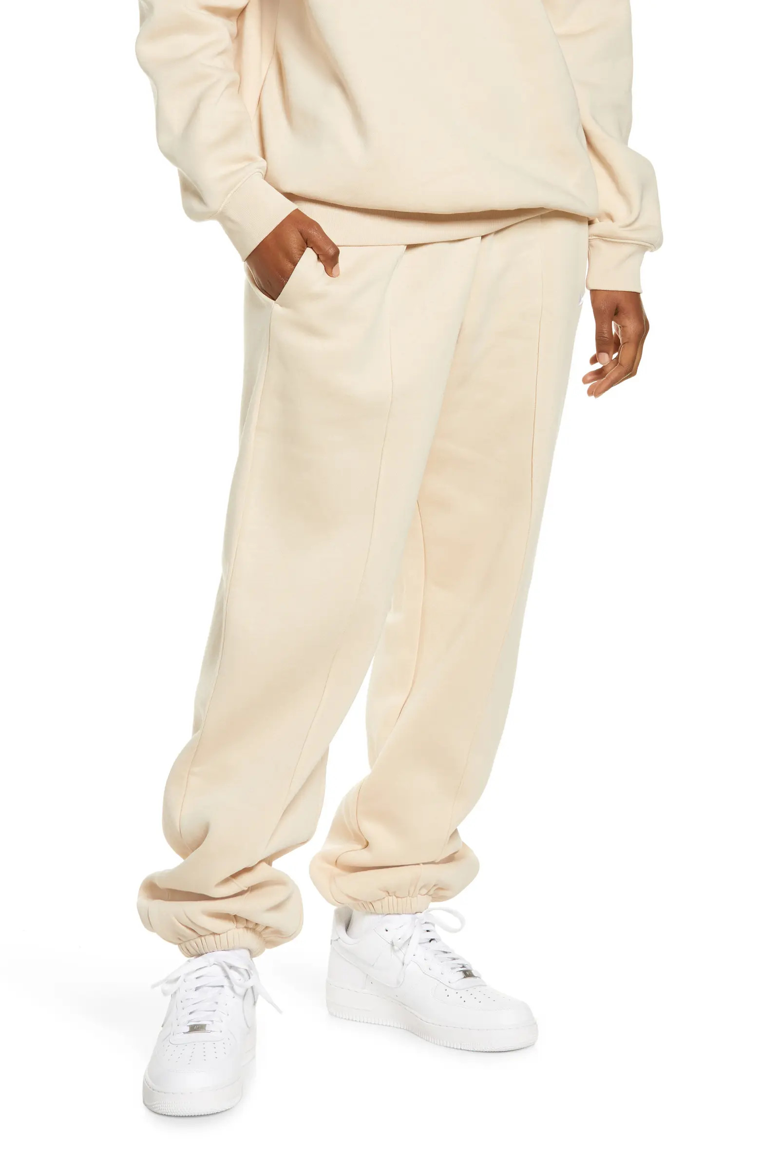 Nike Sportswear Essential Fleece Pants | Nordstrom | Nordstrom