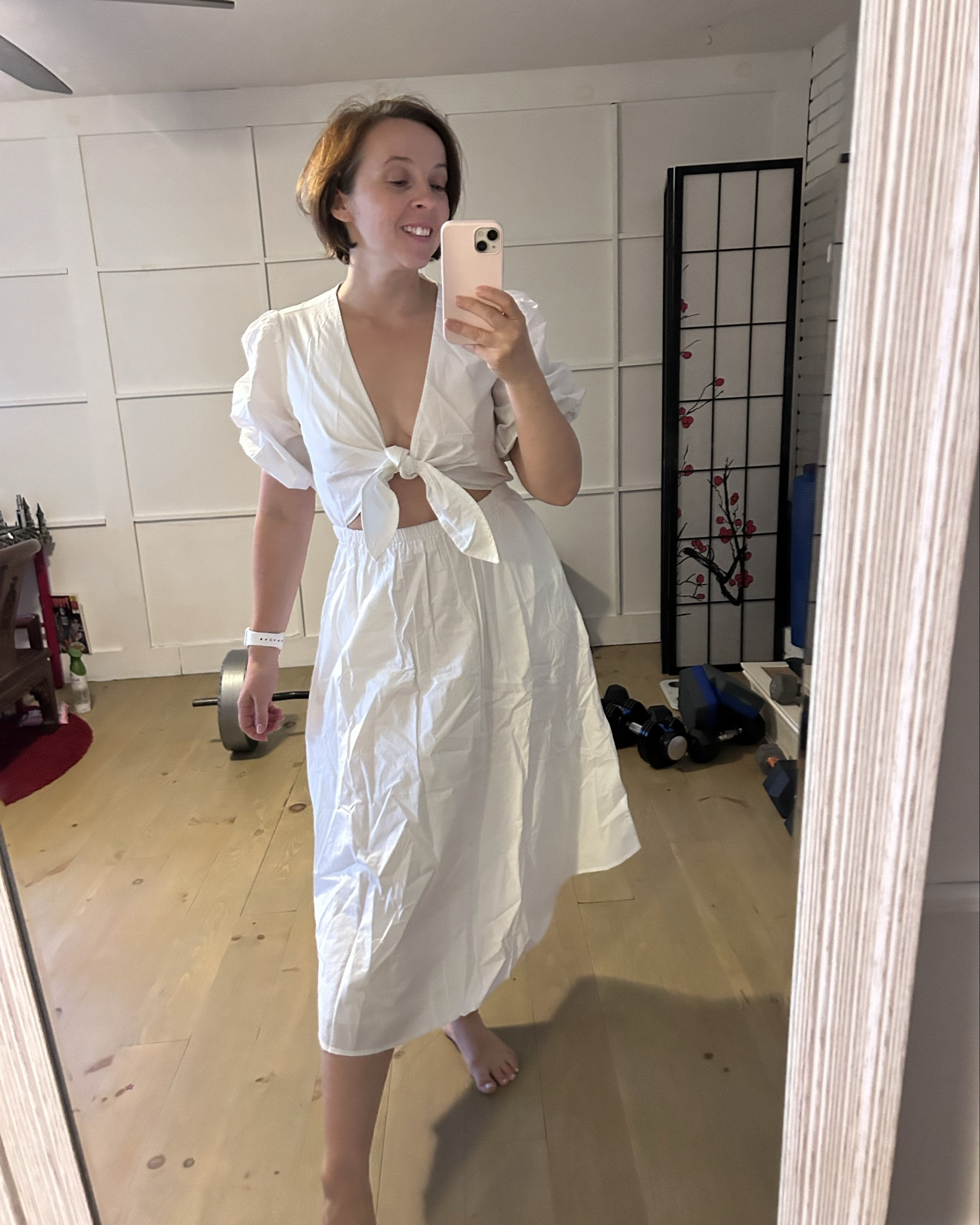 Puffy sleeve? YES
Sexy cutout? YES YES


#LTKTravel #LTKFindsUnder100 #LTKSummerSales