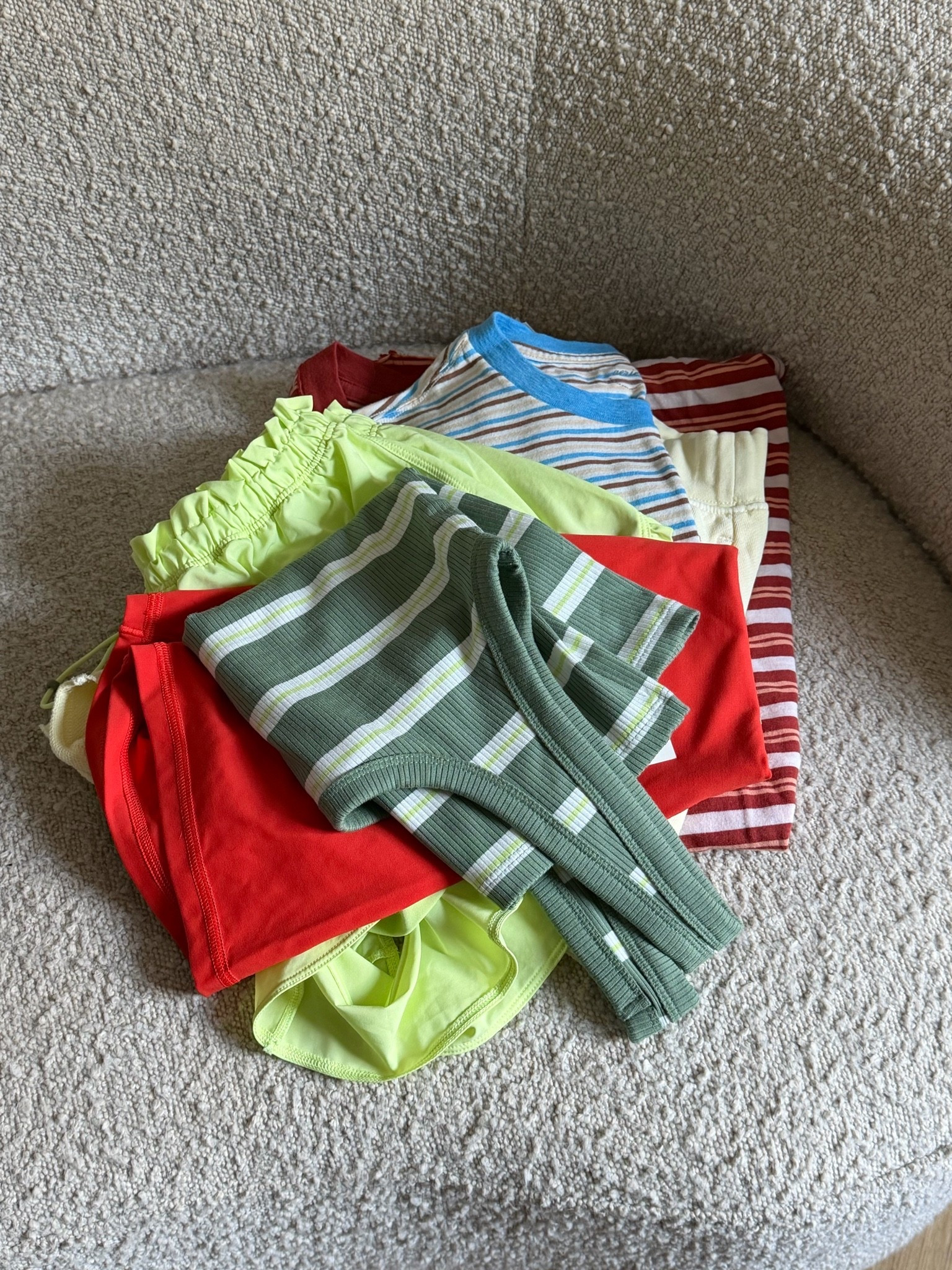 Aerie haul
Size small in everything 
sale still going on!

#LTKootd