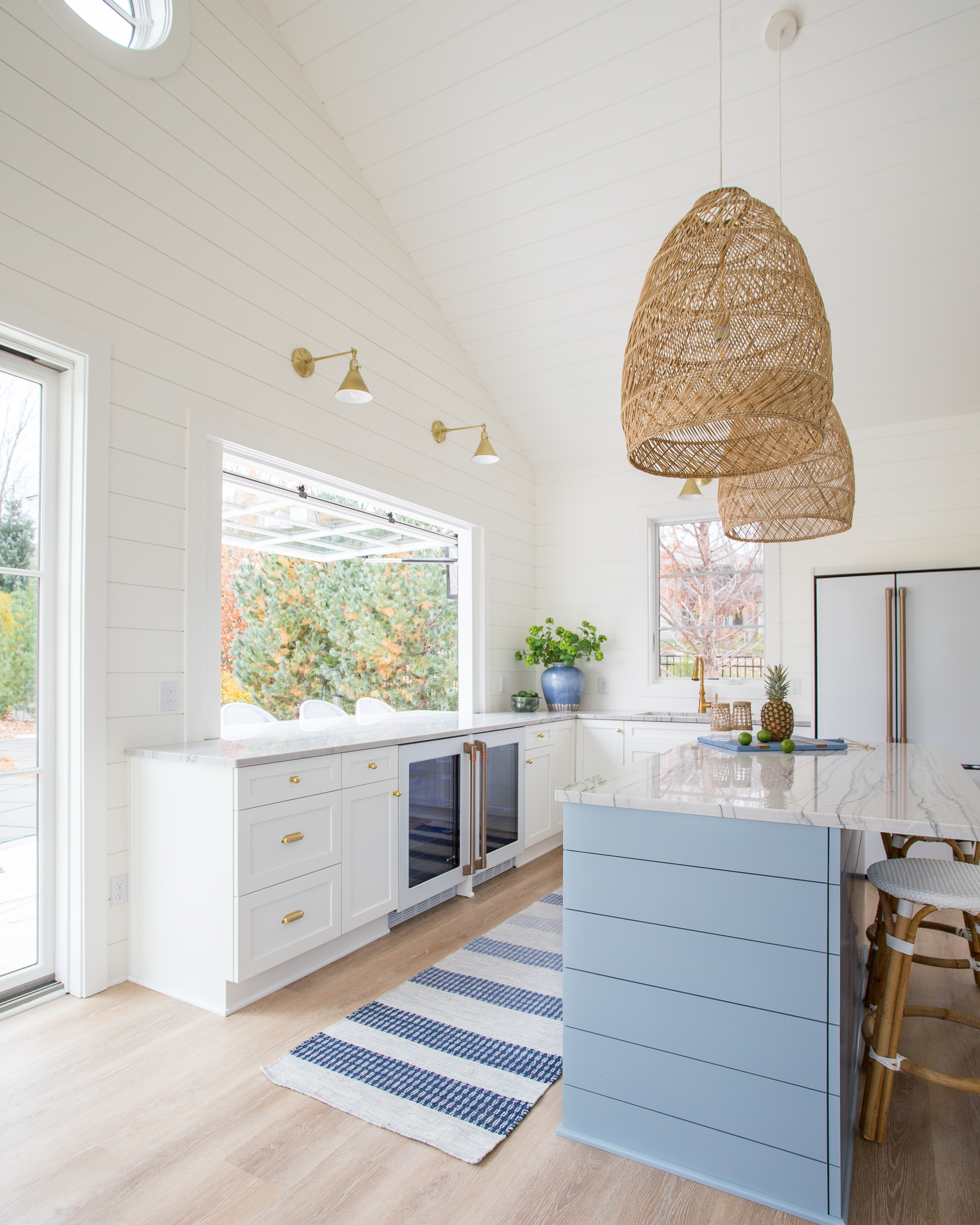 Modern coastal kitchen inspo 🙌🏻🙌🏻

#LTKdayinmylife #LTKSeasonal #LTKHome