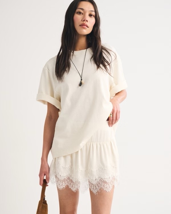 Loving this monochrome look from Abercrombie! 

Boho Mini Skort

#LTKootd