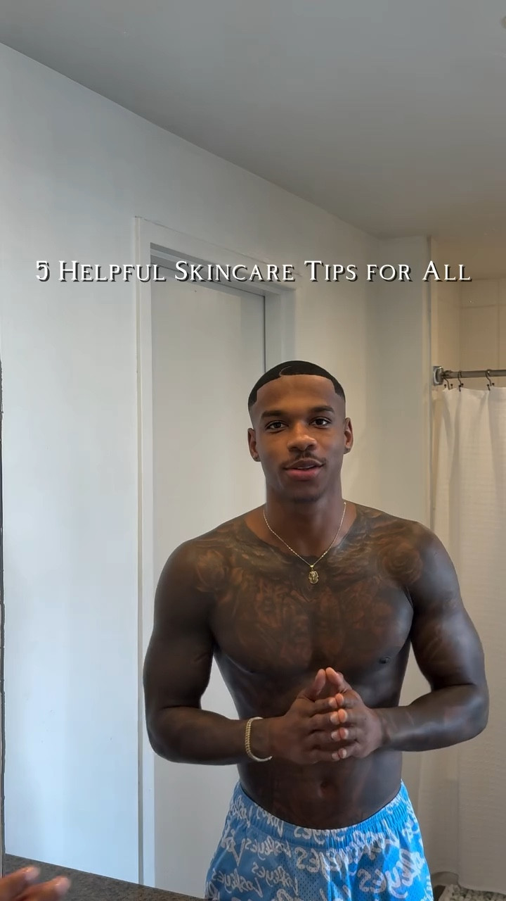 Everyone’s always asking me what I use for me skin but I’m here to let you know everything starts with the gut & following these basic tips. Let me know if this was helpful for you 🙌🏾 have a great & blessed day today ✨