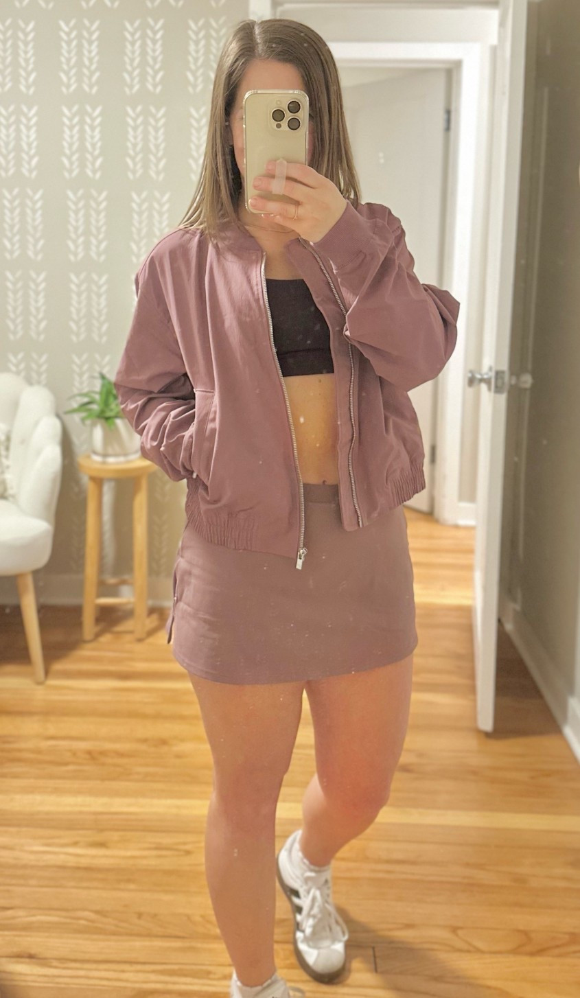 skirt: xs
bralette: xs
jacket: smalll

#LTKMidsize #LTKfitnessgoals #LTKActive