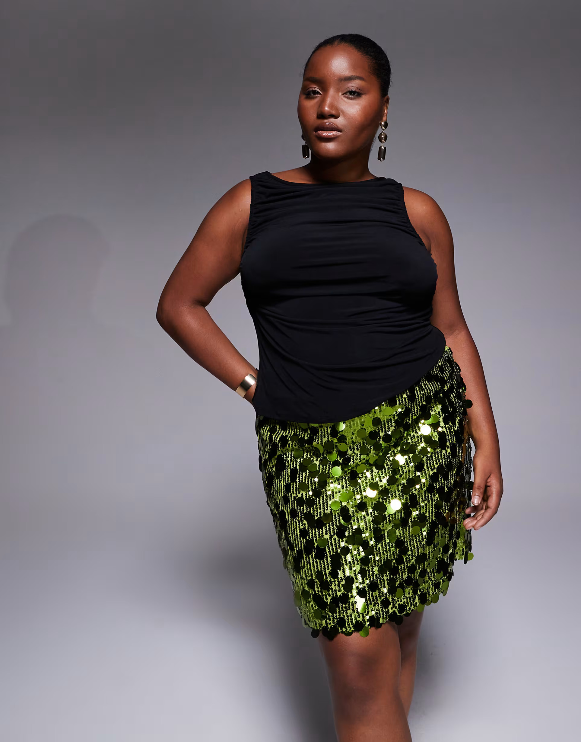 ASOS DESIGN Curve mixed sequin mini skirt in green | ASOS | ASOS (Global)