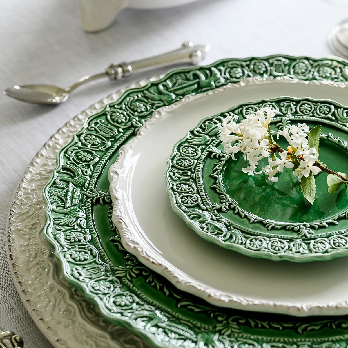 Renaissance Dinner Plate - Handmade Italian Ceramic Plate 11.25" | Arte Italica | Arte Italica & Crown Linen Designs