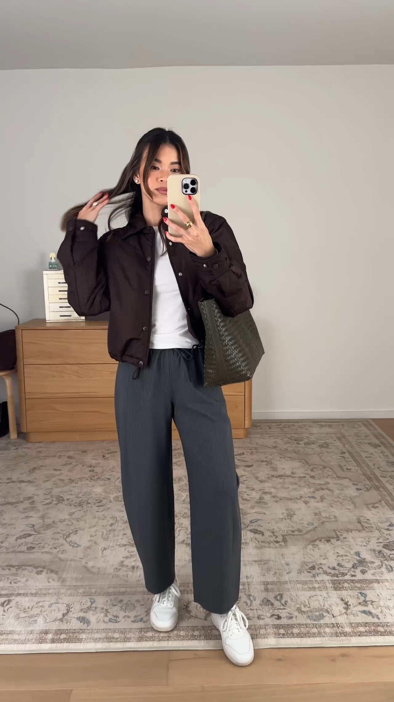 The coziest pants from @Aritzia. I love the barrel style!

Sizing info: 
-Aritzia HomeStretch Rib Tune T-Shirt (Size XS in white) 
-Aritzia Heartland Jacket (Size XS in Rich Mocha Brown)
-Aritzia Commentary Pant (Size 2XS in Hthr Chrcl/Nmd Tup) 

Aritzia Fall New Arrivals, Aritzia Sweaters, Aritzia best sellers, best pieces from Aritzia for petite, what pants from Aritzia will fit if youre petite, Petite style guide, how to dress if you’re petite, Petite style, petite fashion, mom outfit, mom style, petite pants, petite outfit ideas, petite outfits, best pants for petite, Fall style, Fall outfits, vacation outfits, Aritzia try on, fall jacket, fall coat,

#LTKootd #LTKSeasonal #LTKPetite