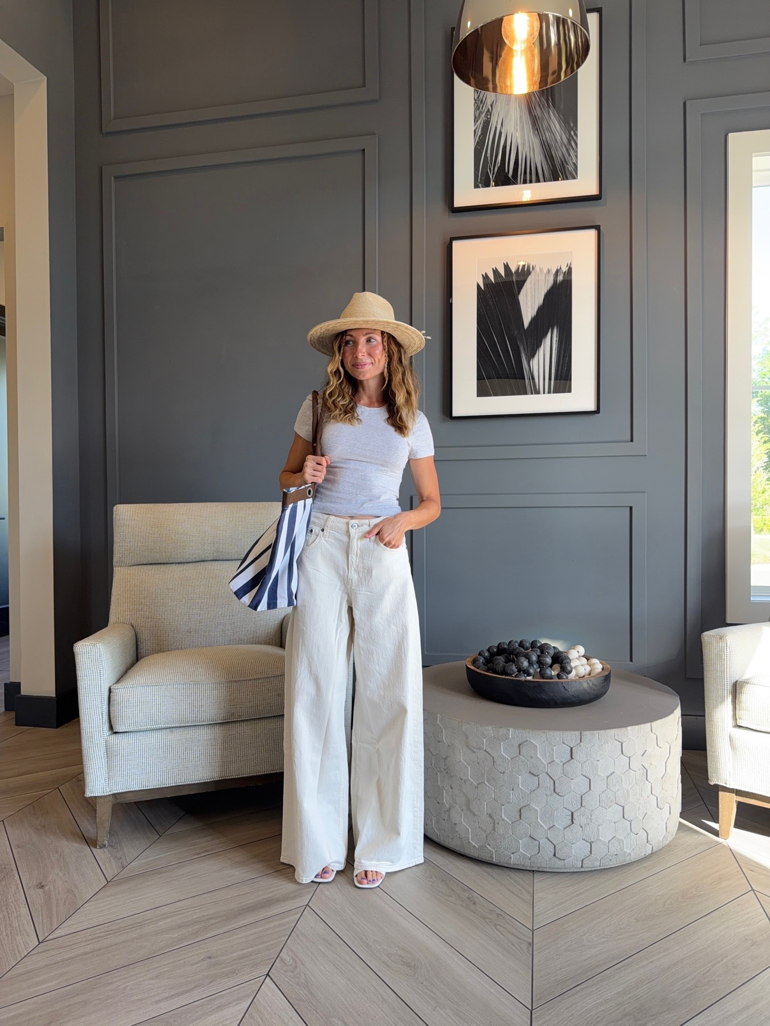 Abercrombie SUMMER SALE 20-40% off almost everything!!! Wearing size 24 pants and XS T-shirt.
#SummerOutfit #VacationOutfit

#LTKSaleAlert #LTKootd