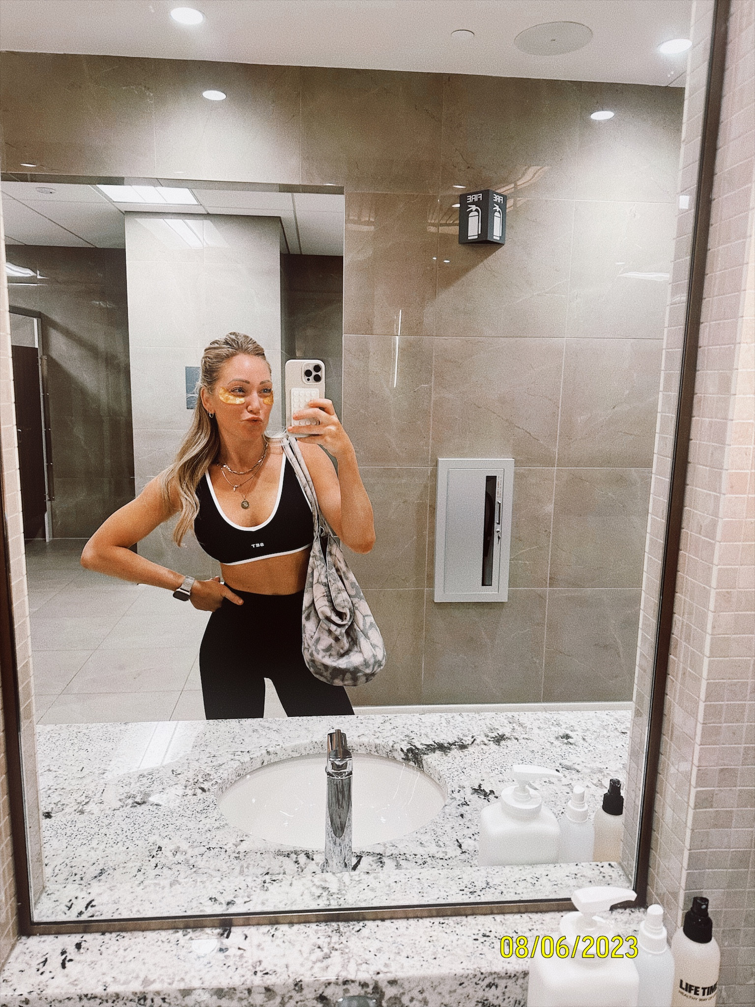 Size small sports bra and size 2 leggings 

#LTKunder100 #LTKFitness