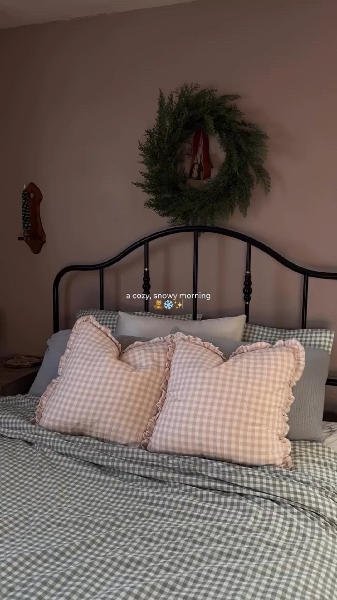 a cozy, winter morning❄️

#cozy #cozyathome #morning #winter #morningroutine