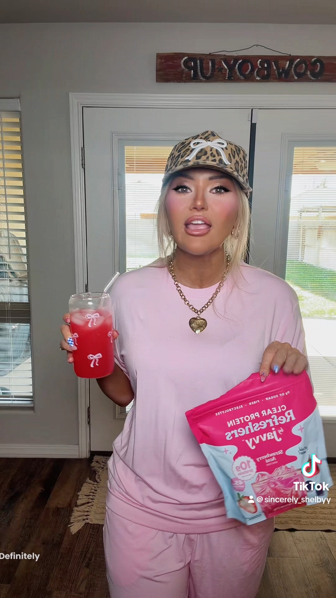 Tired of chalky protein?
This clear protein refresher tastes like a fruity drink instead of a shake! With 10g of protein, electrolytes, fiber, 0g sugar, and just 45mg of caffeine, it's my new favorite afternoon pick me up!

#LTKselfcare #LTKfitnessgoals #LTKSaleAlert