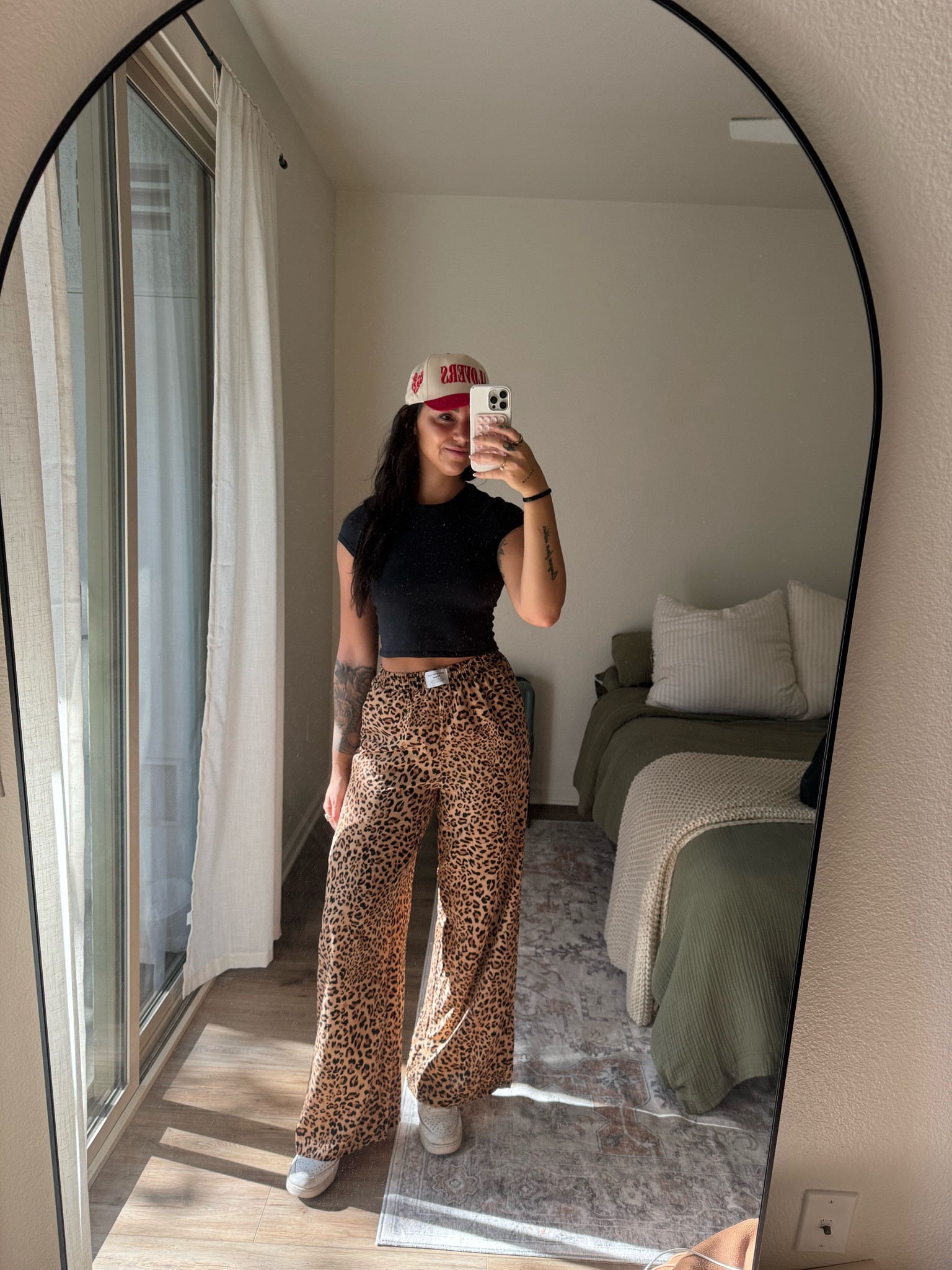 Hat is from llovesick.com ♥️

#LTKFindsUnder100 #LTKFindsUnder50