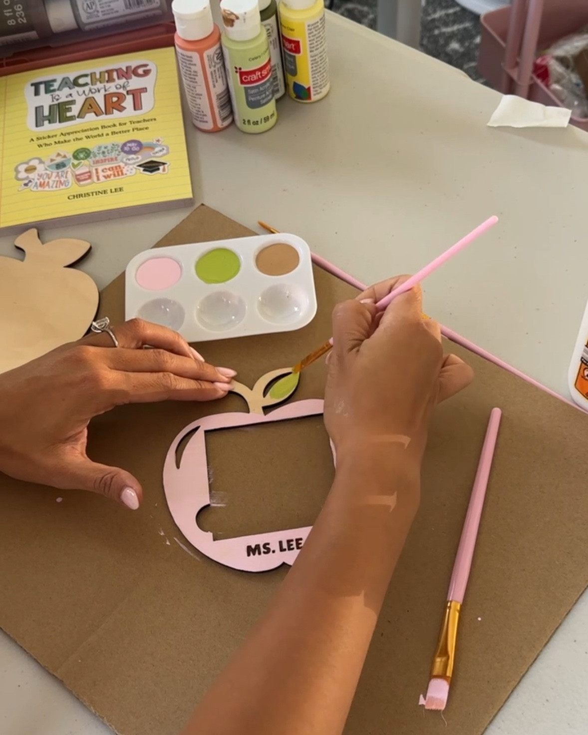 I made a sticky note holder using my Aura! #diycrafts #crafting #lasercrafts 