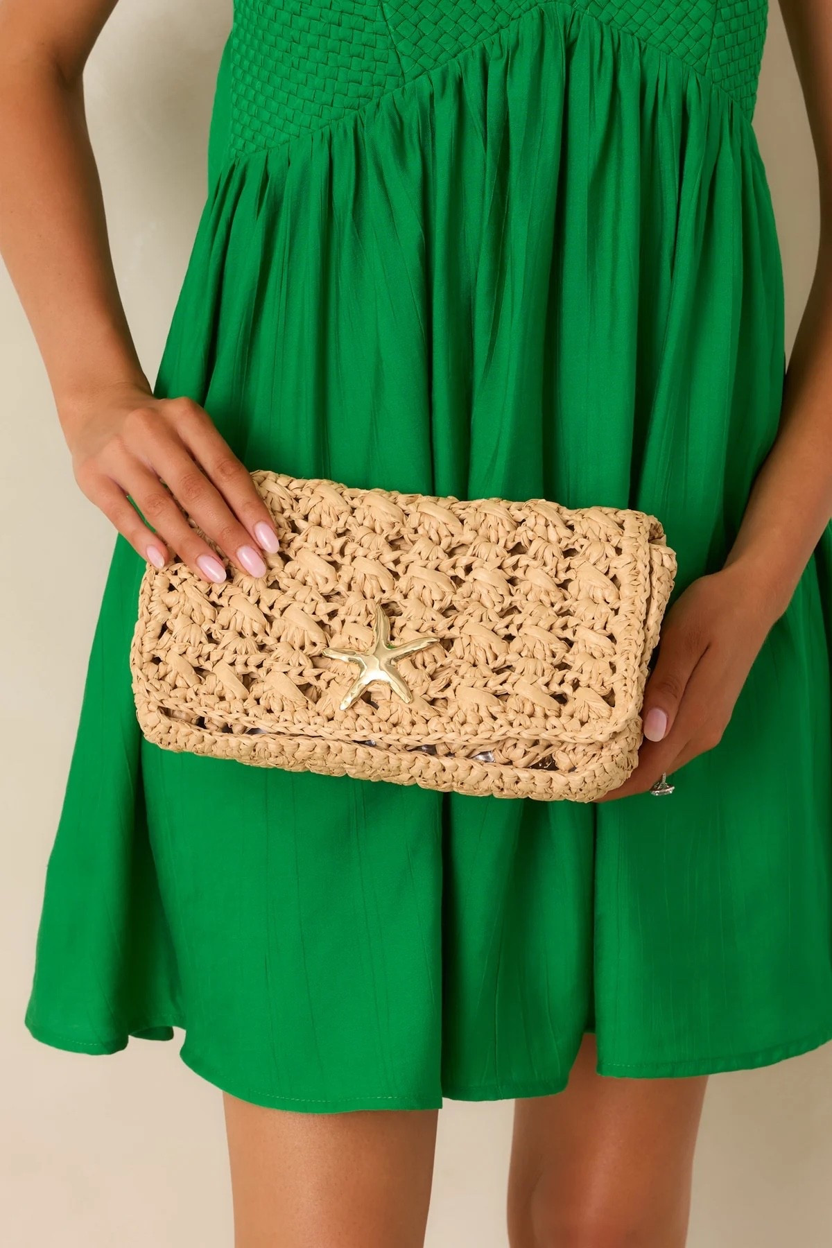 Inspired by luxury coastal escapes, this raffia starfish clutch blends natural texture with refined summer glamour. Under $70.

Keywords:

* raffia clutch
* beach clutch bag
* coastal accessories
* woven summer handbag
* vacation clutch
* starfish clutch
* resort wear accessories
* natural raffia bag
* tropical getaway outfit
* beach dinner accessories
* European summer style
* coastal chic fashion
* resort vacation aesthetic
* yacht club style
* seaside vacation look
* warm weather accessories

#LTKootd #LTKgrwm #LTKTravel