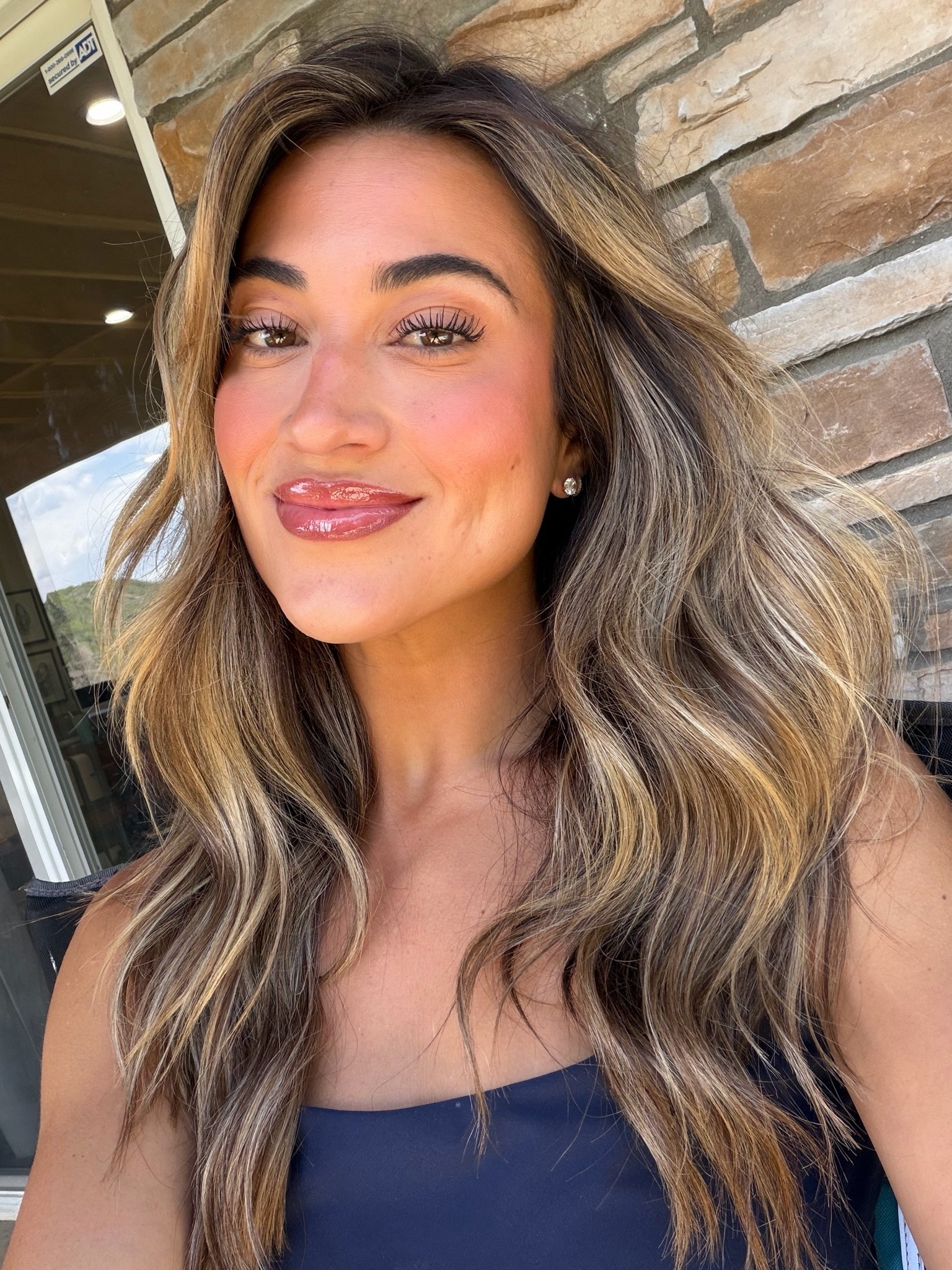 Lip combo! These shades from Sacheu just launched so they are only available on their site: 
Stayn - sweet talk 
Liner - keep it pink
Gloss - White Russian