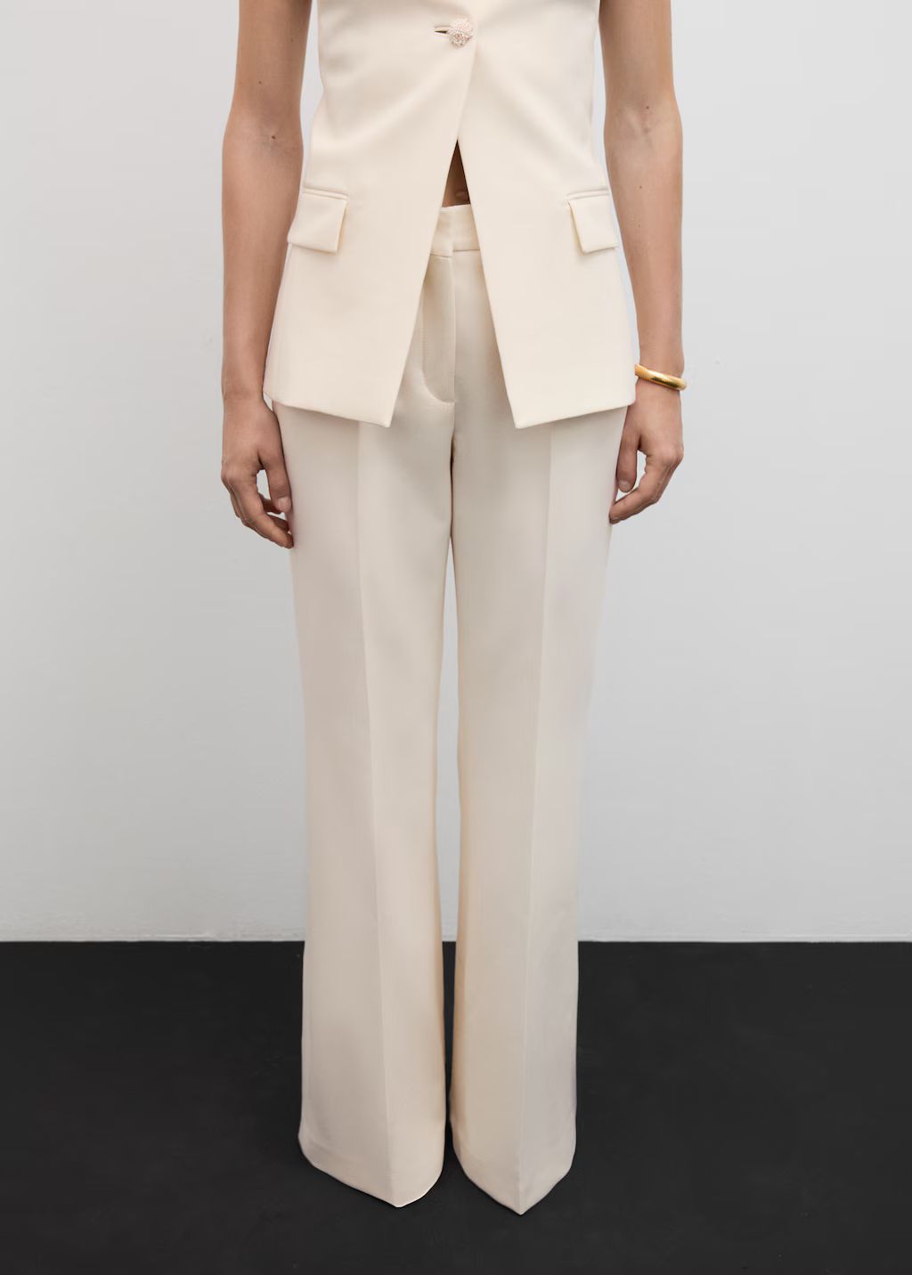 Flared pant suit - Woman | MANGO USA | MANGO (US)