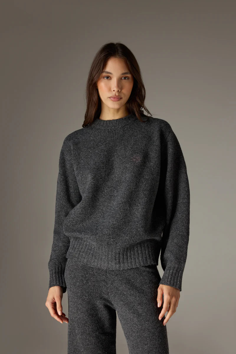 FLUFFY KNIT EMBLEM EMBROIDERED CREW - CHARCOAL | The Couture Club