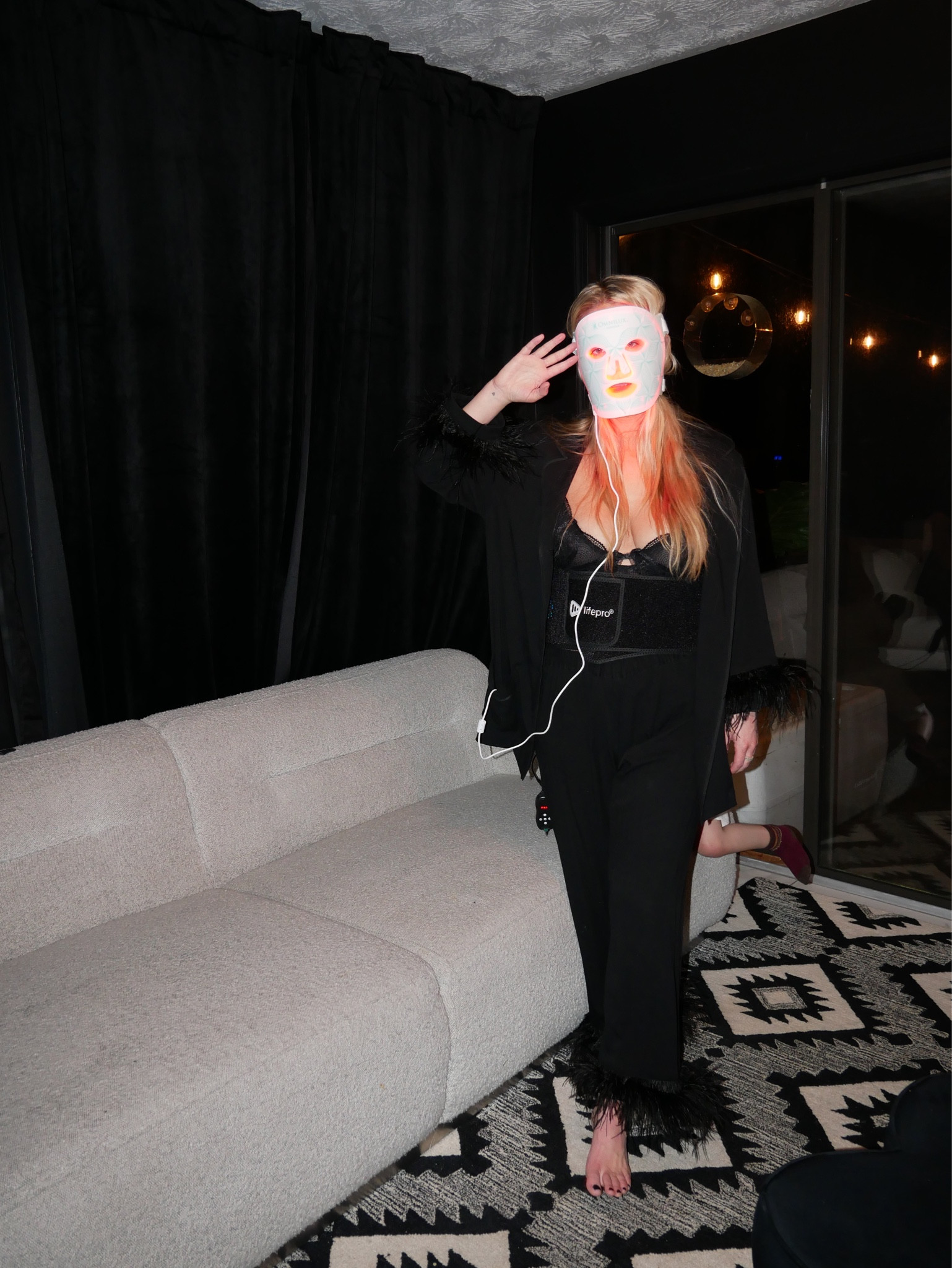 When the red light therapy helps with face and a tight waistt

#LTKfitness #LTKswim #LTKbeauty