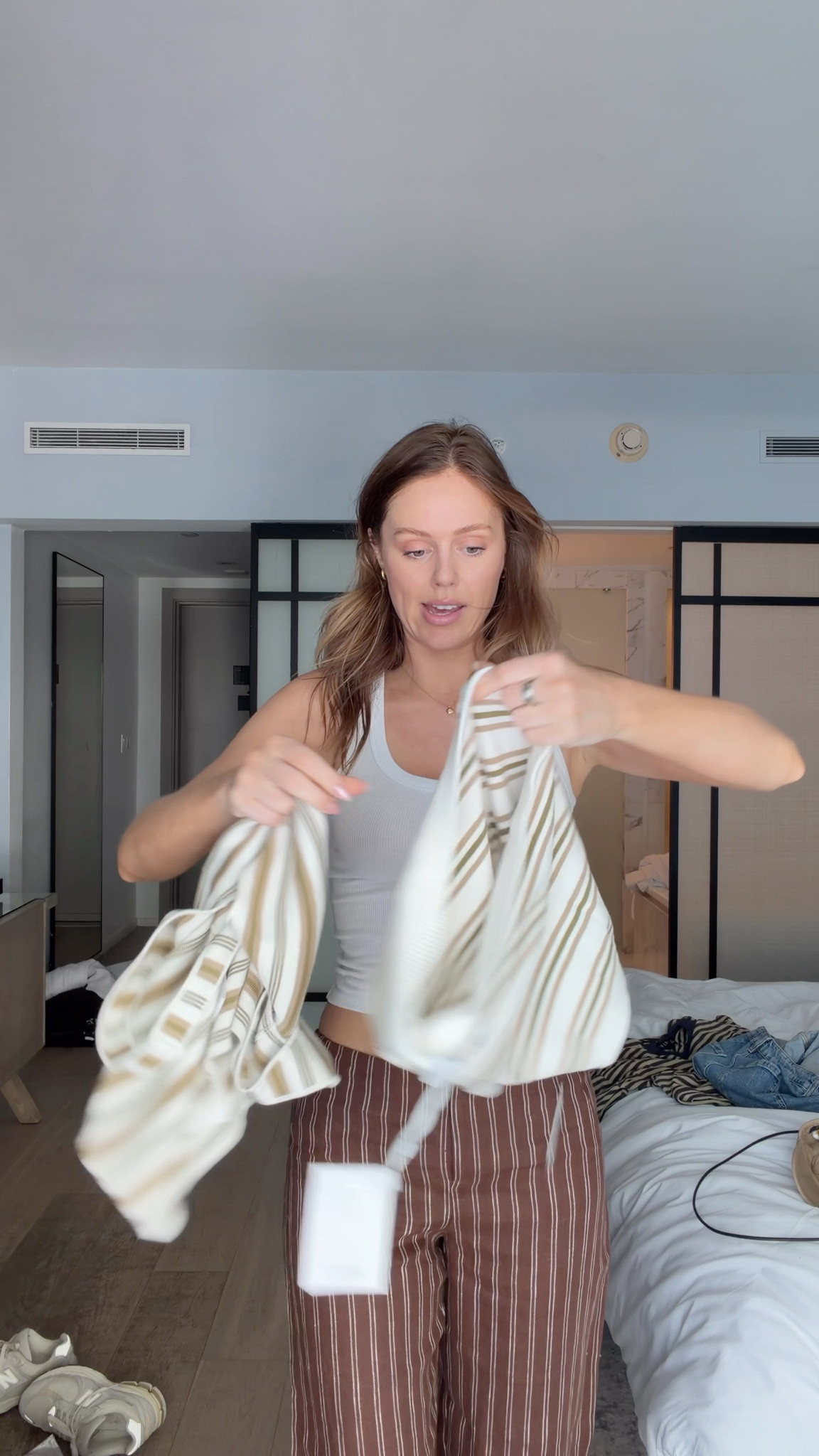 All pieces fit true to size! I’m loving these low rise linen pants - i got them in 2 colors! 