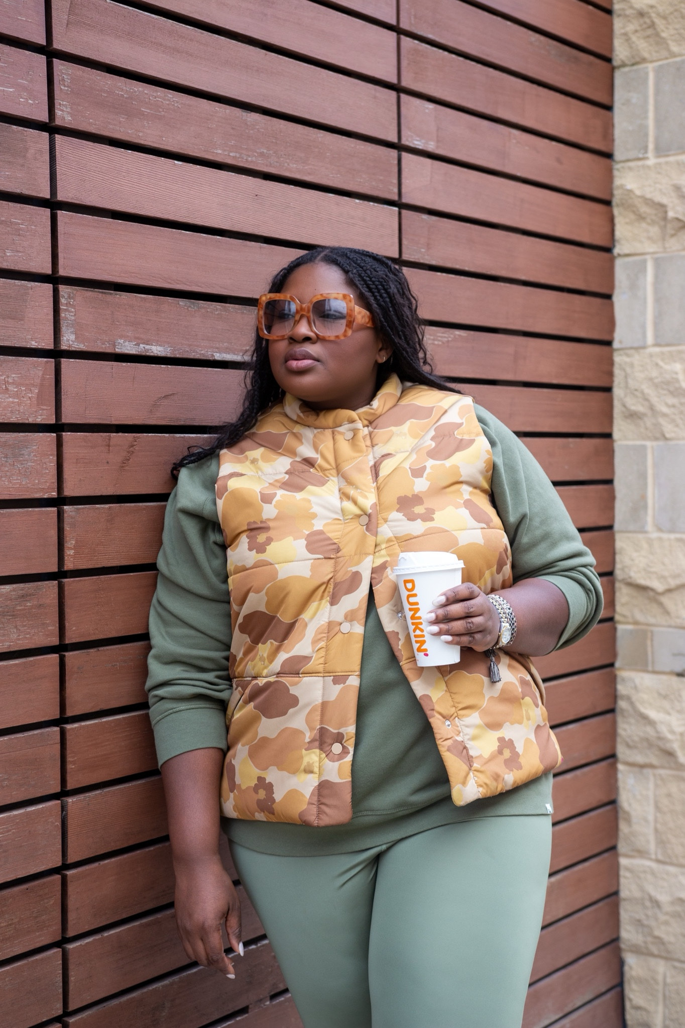 Coffee run, but make it fashion, fall, OOTD ft #walmartfashion puffer, vest sweatshirt, and leggings and oversize sunglasses 


walmart fall
walmart fashion
walmart jeans
walmart finds
walmart sweatshirt
walmart halloween
walmart fall fashion

#LTKfitness #LTKfamily #LTKmidsize