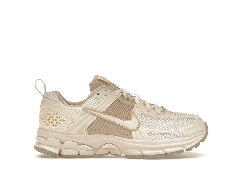 Nike Zoom Vomero 5 Sneakers in Pale Ivory/Sanddrift | StockX
