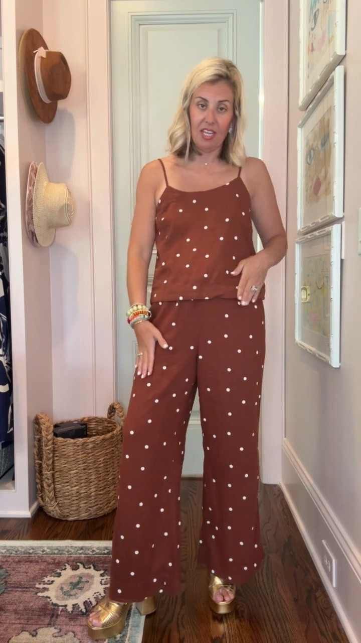Oh wow this is such a great set!! Totally dressing this one up and down. 
I’m in a small top , small (short) pants and & 8 heel. 

*code Catherine20 at Allie + Bess

#LTKdayinmylife #LTKootd #LTKmomlife