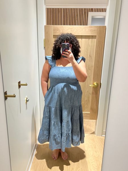 How cute is this ruffle shoulder tiered chambray midi dress? #sponsored

It was love at first sight and comes in four other colors and prints too!

#LTKmidsize #LTKfindsunder100 #LTKover40